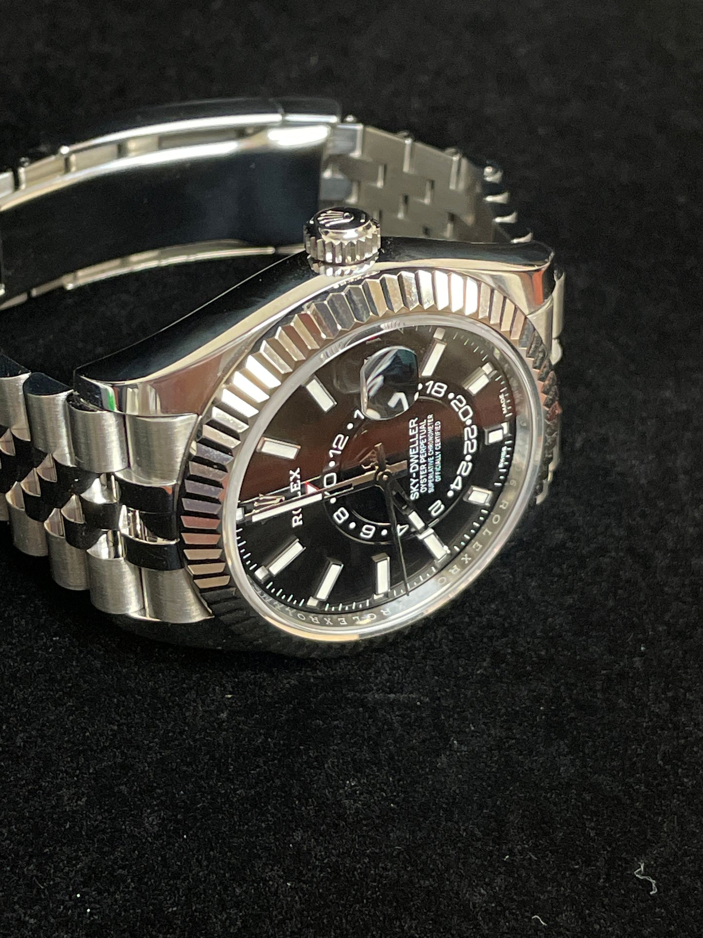 2021 Rolex Sky-Dweller 326934 Black Dial SS Jubilee With Papers 42mm