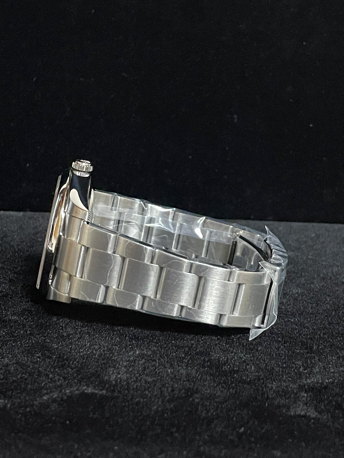 2023 Rolex Oyster Perpetual 124300 Silver Dial SS Oyster With Papers 41mm