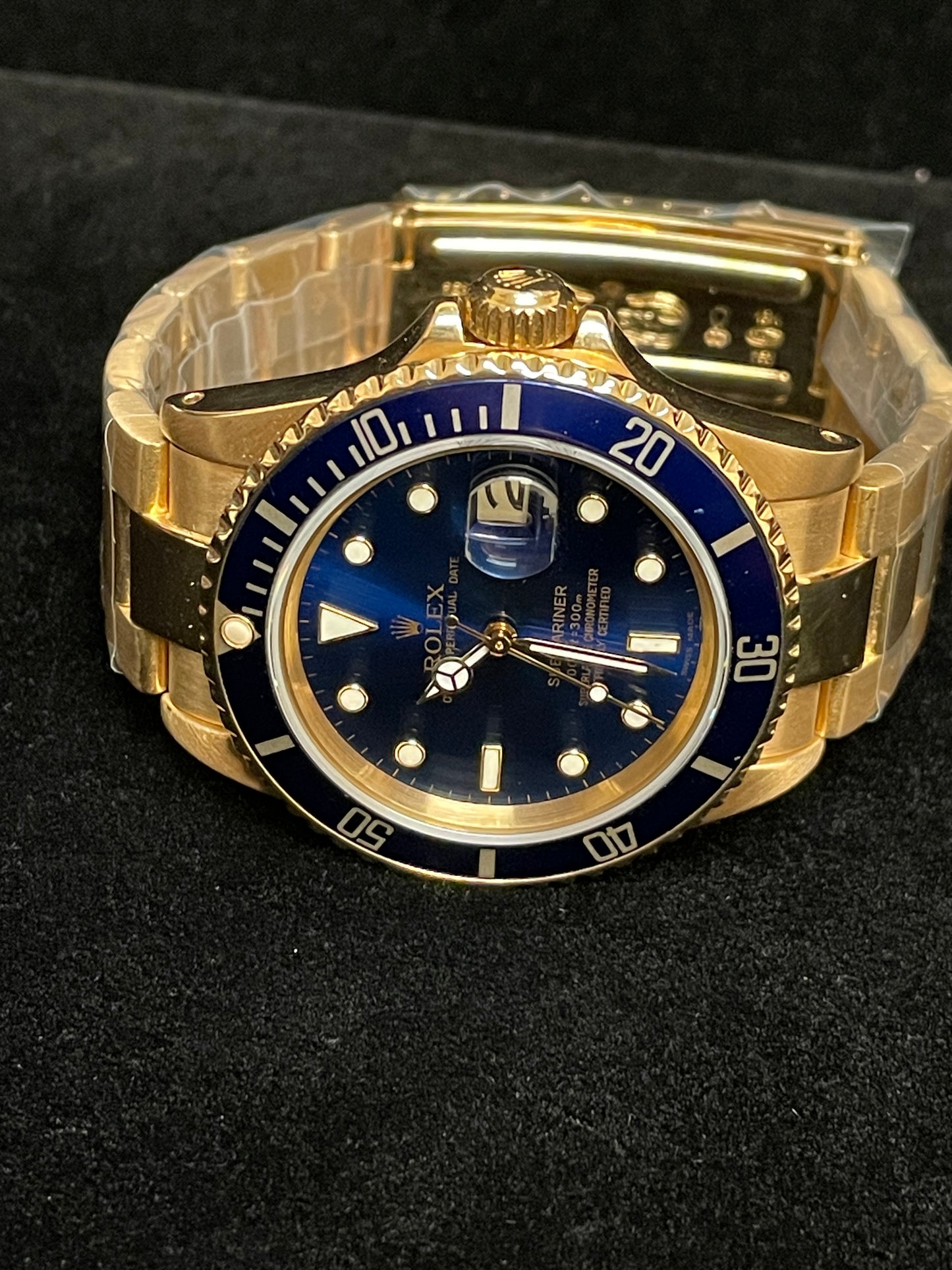 1984 Rolex Submariner 16808 Blue Dial Solid 18kt Oyster No Papers 40mm