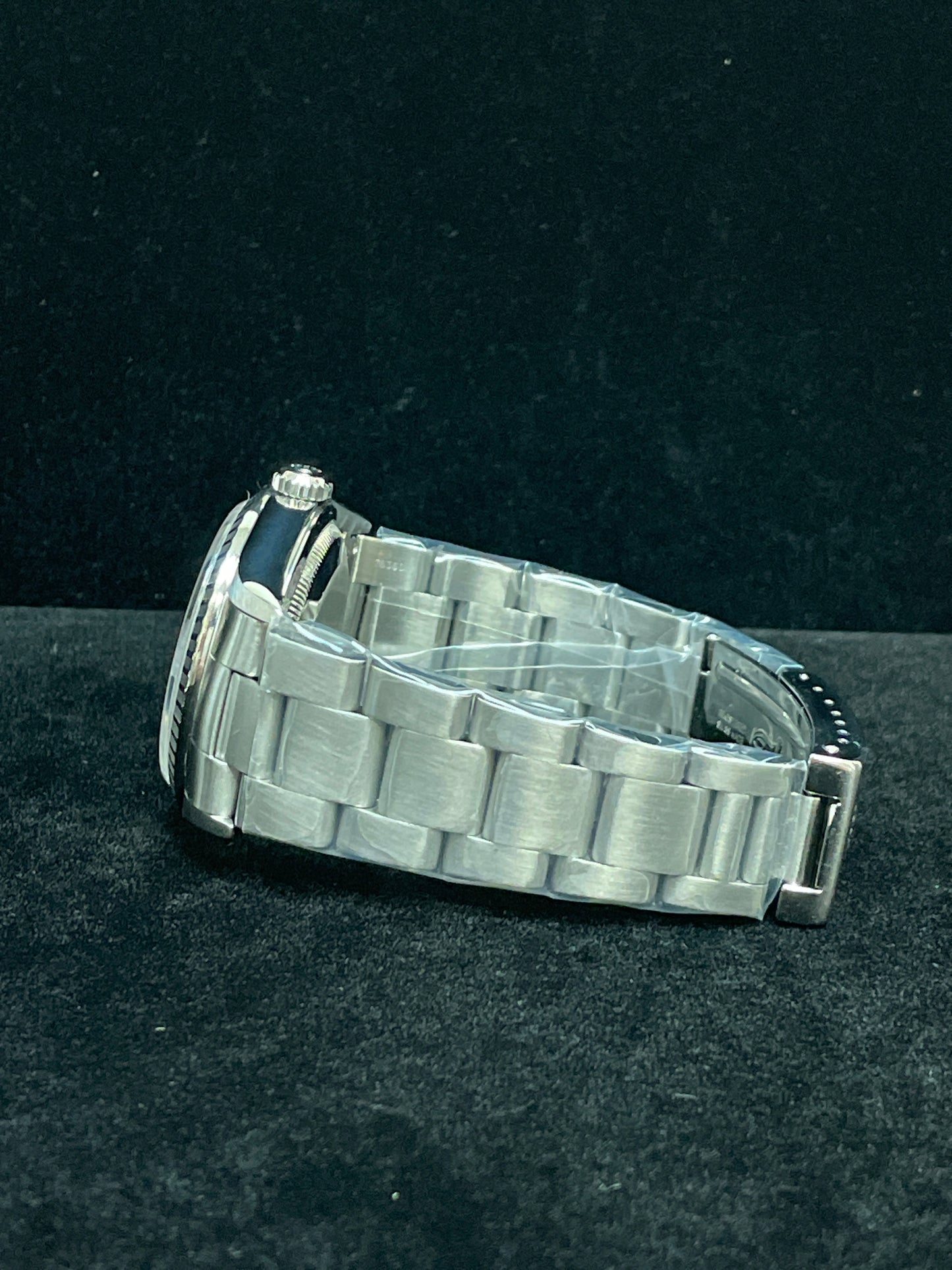 2001 Rolex Datejust 16220 White Roman Dial SS Oyster No Holes Case 36mm