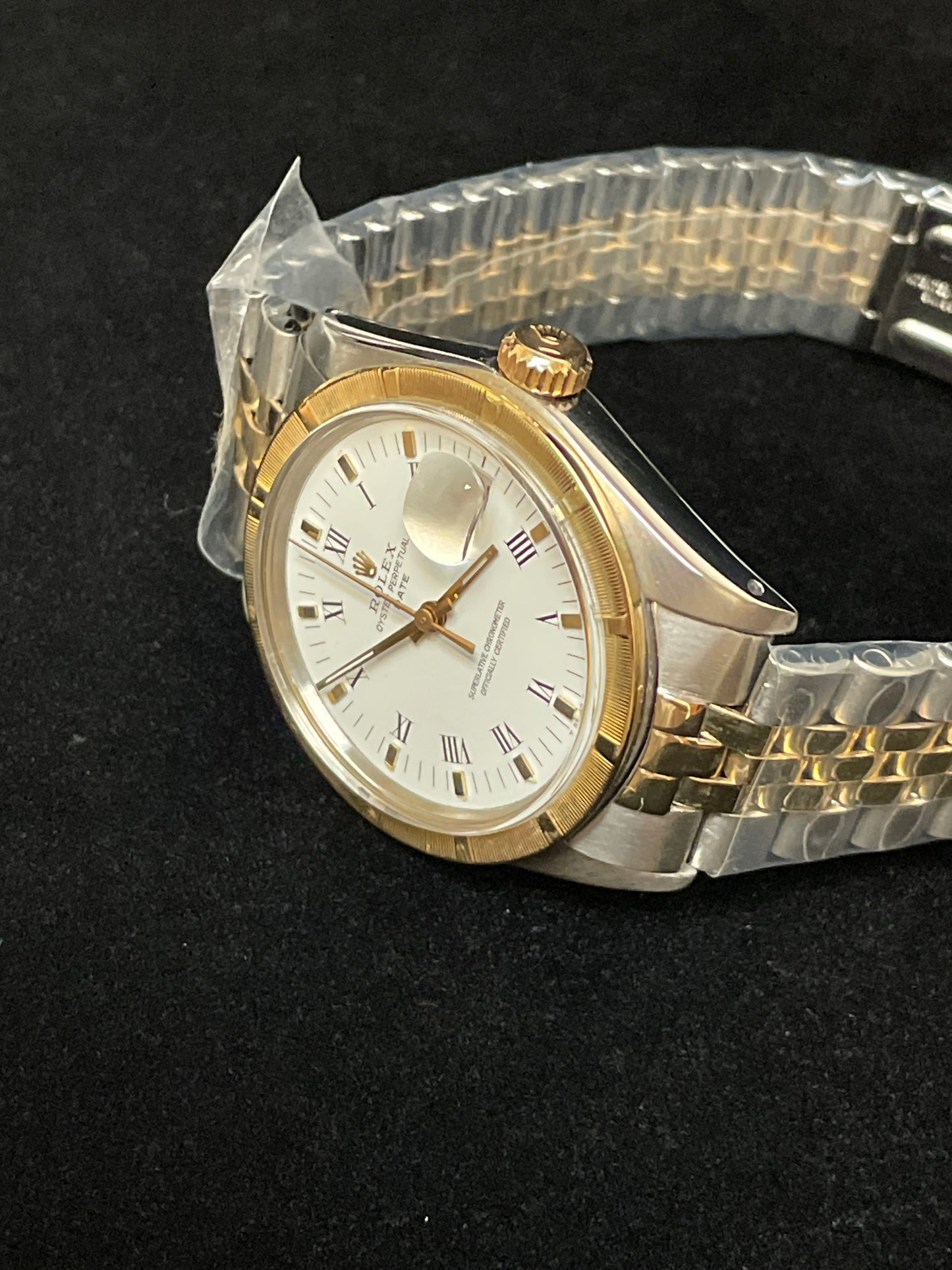 1973 Rolex Date 1501 White Roman TT 14kt Folded Jubilee No Papers 34mm