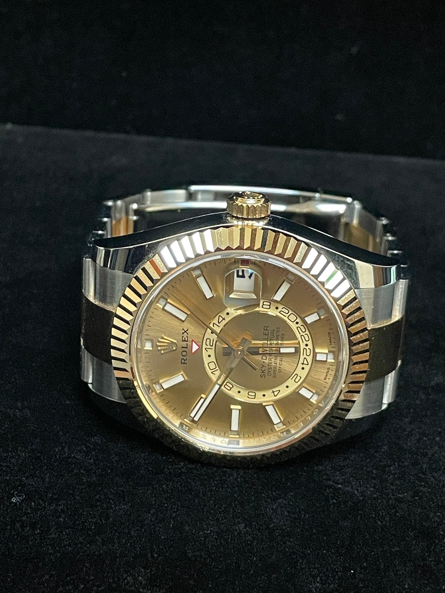 2019 Rolex Sky-Dweller 326933 Champagne Dial TT 18kt Oyster With Papers 42mm