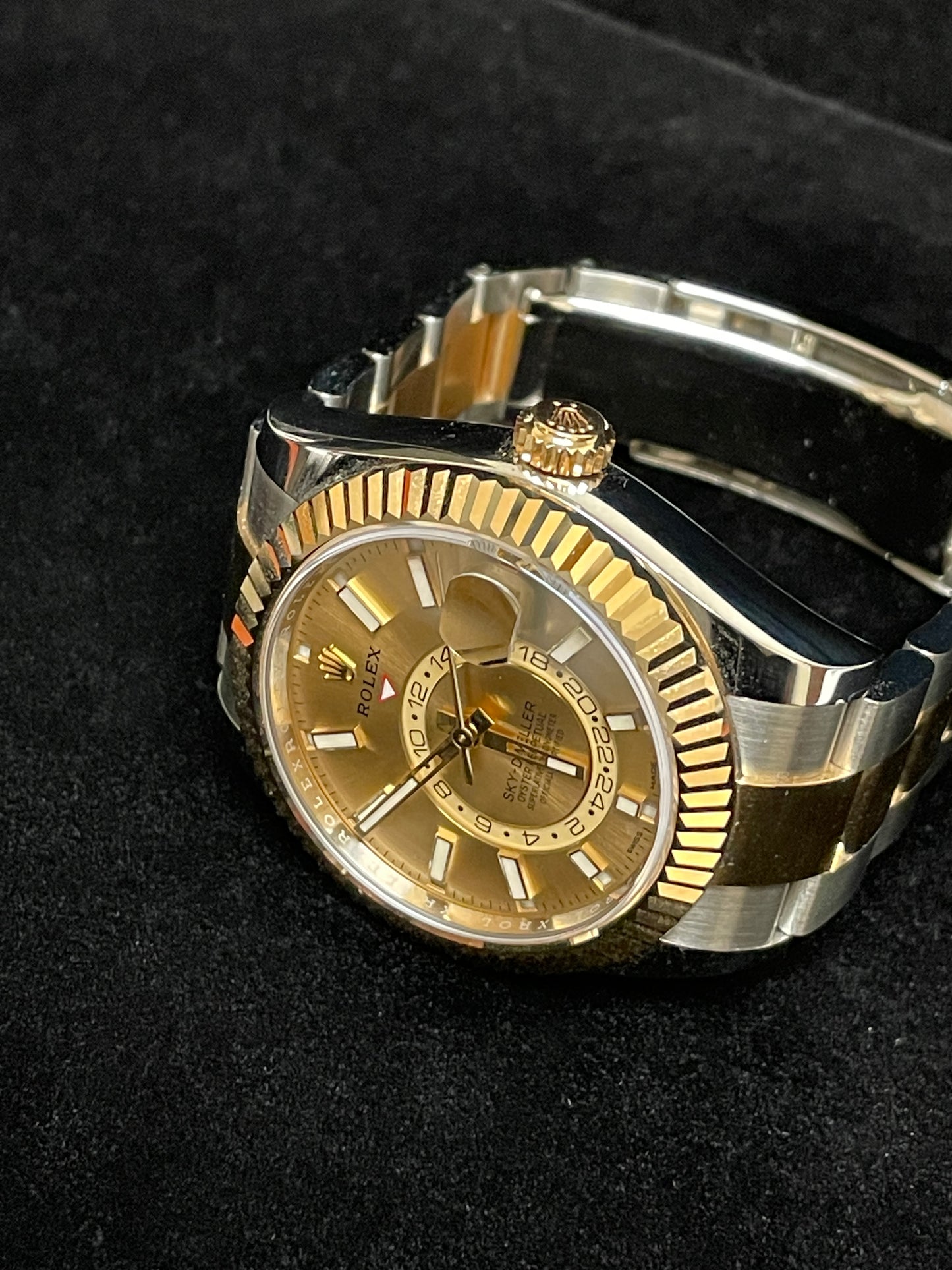 2019 Rolex Sky-Dweller 326933 Champagne Dial TT 18kt Oyster With Papers 42mm
