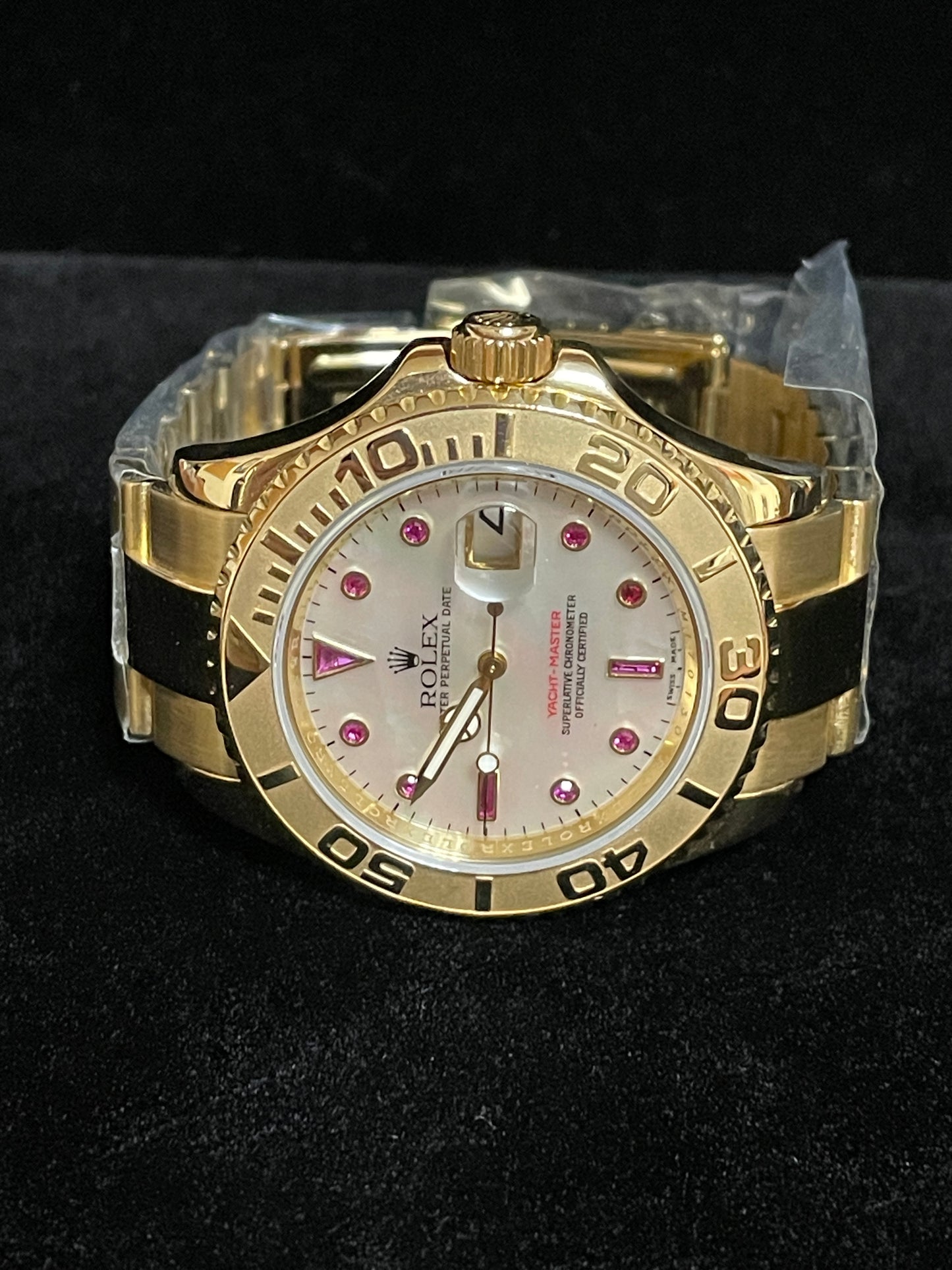 2008 Rolex Yacht-Master 16628 White MOP Ruby Dial Solid Gold 18kt Oyster 40mm