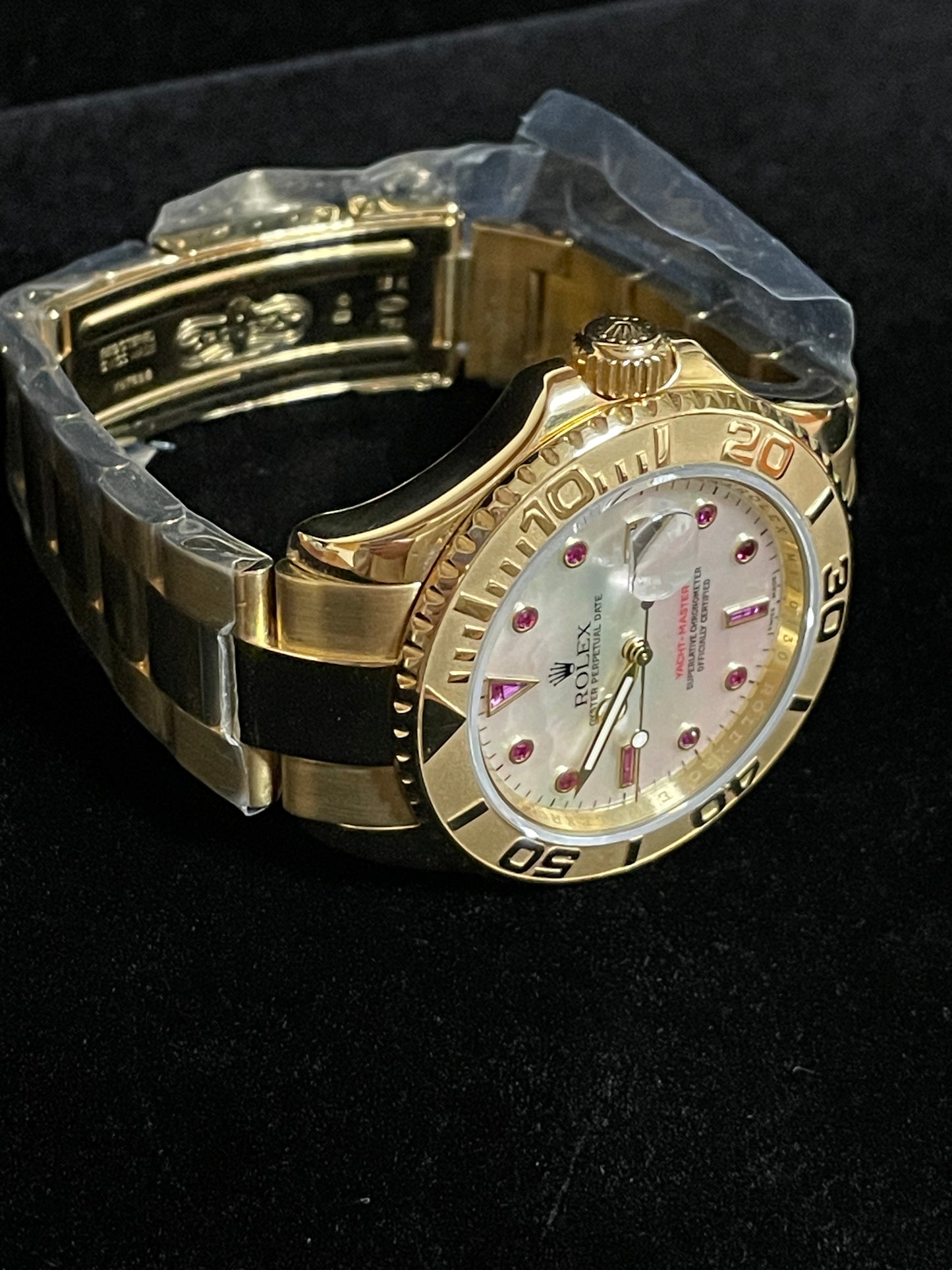 2008 Rolex Yacht-Master 16628 White MOP Ruby Dial Solid Gold 18kt Oyster 40mm
