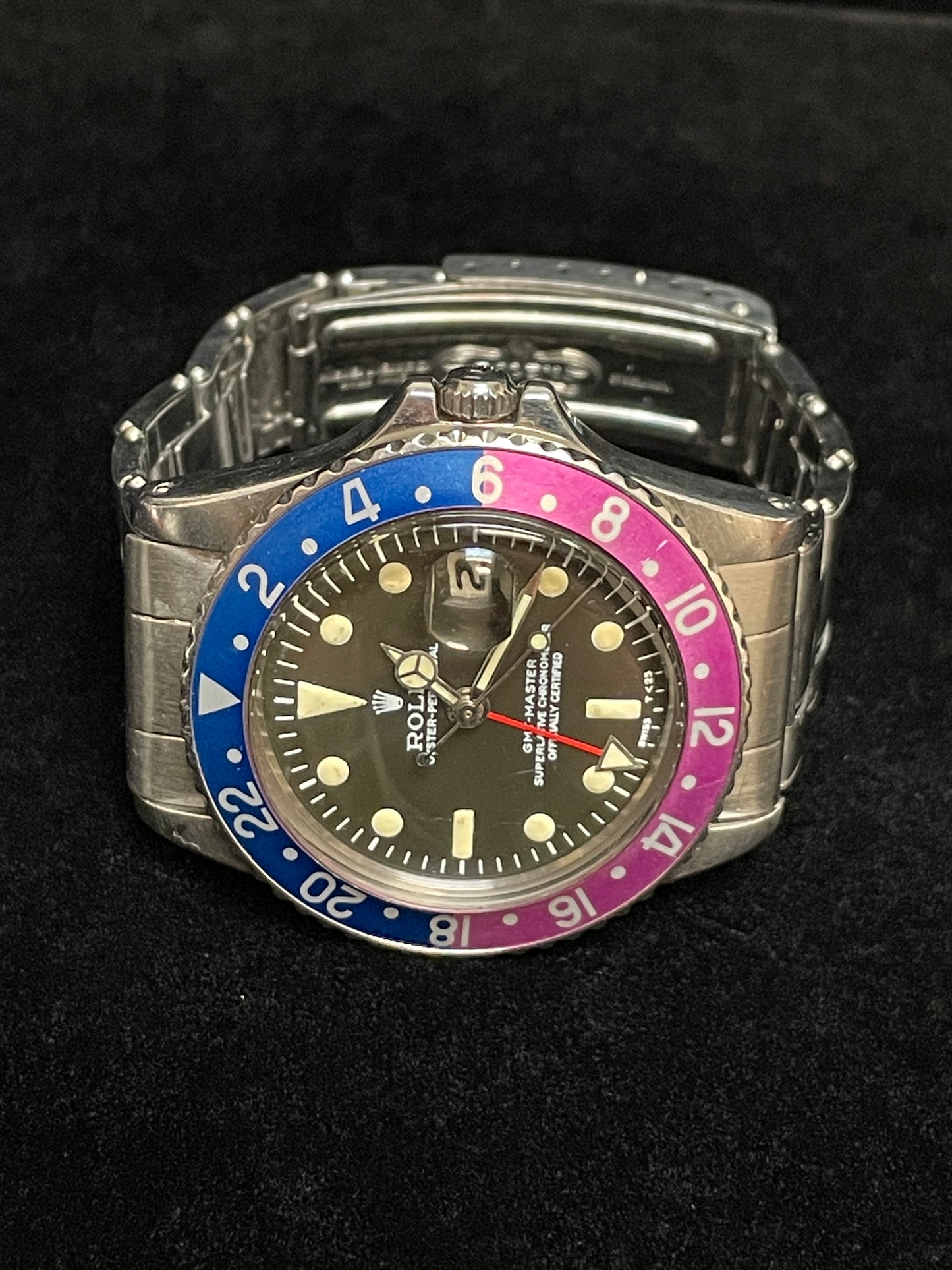 1967 Rolex GMT-Master Fuchsia 1675 Black Dial SS Rivet No Papers 40mm