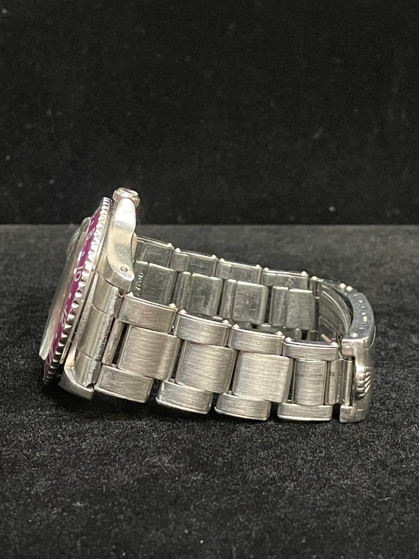 1967 Rolex GMT-Master Fuchsia 1675 Black Dial SS Rivet No Papers 40mm