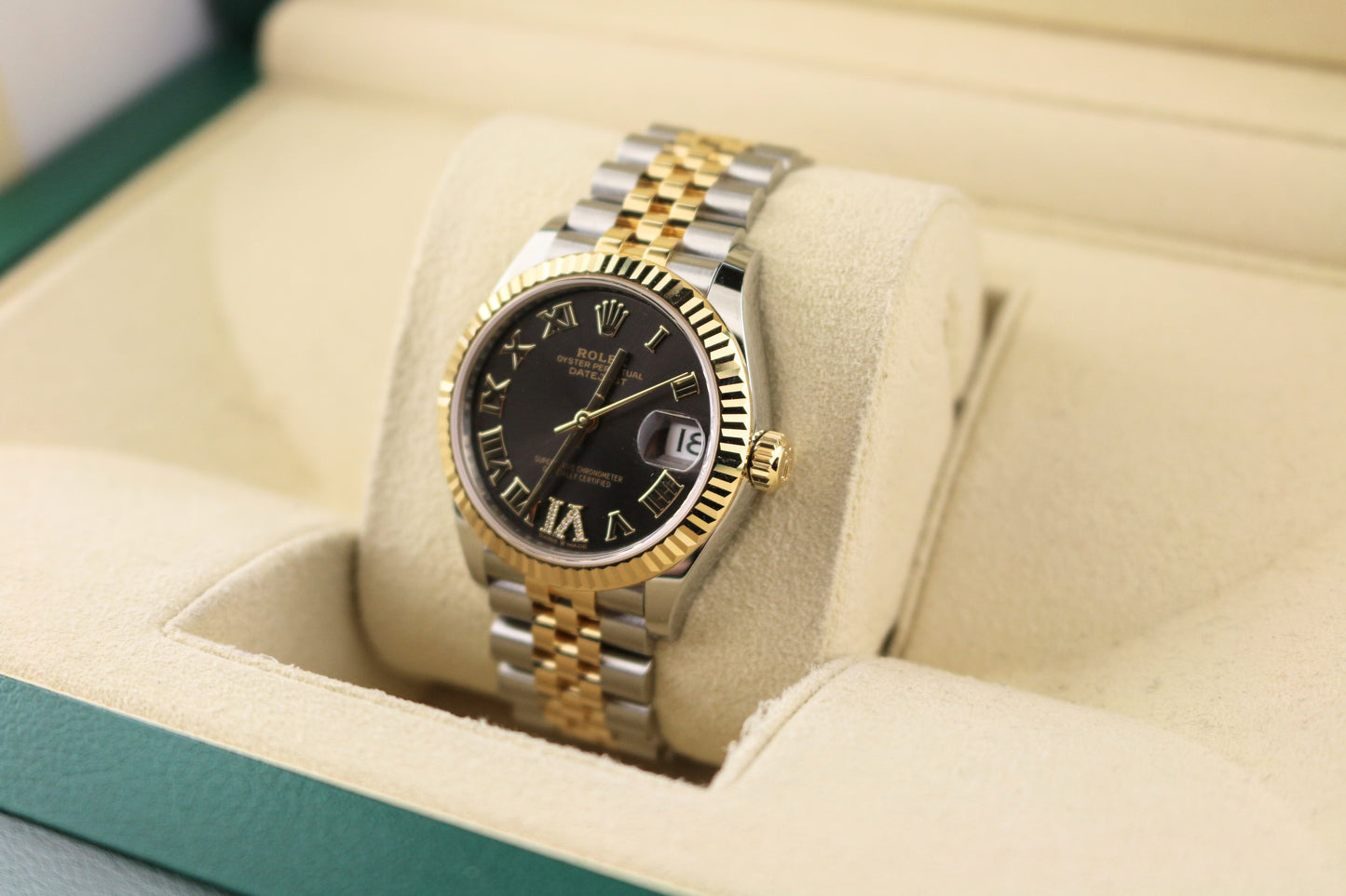 Unworn 2025 Rolex Datejust 278273 Rhodium Diamond VI Dial TT Jubilee B+P 31mm
