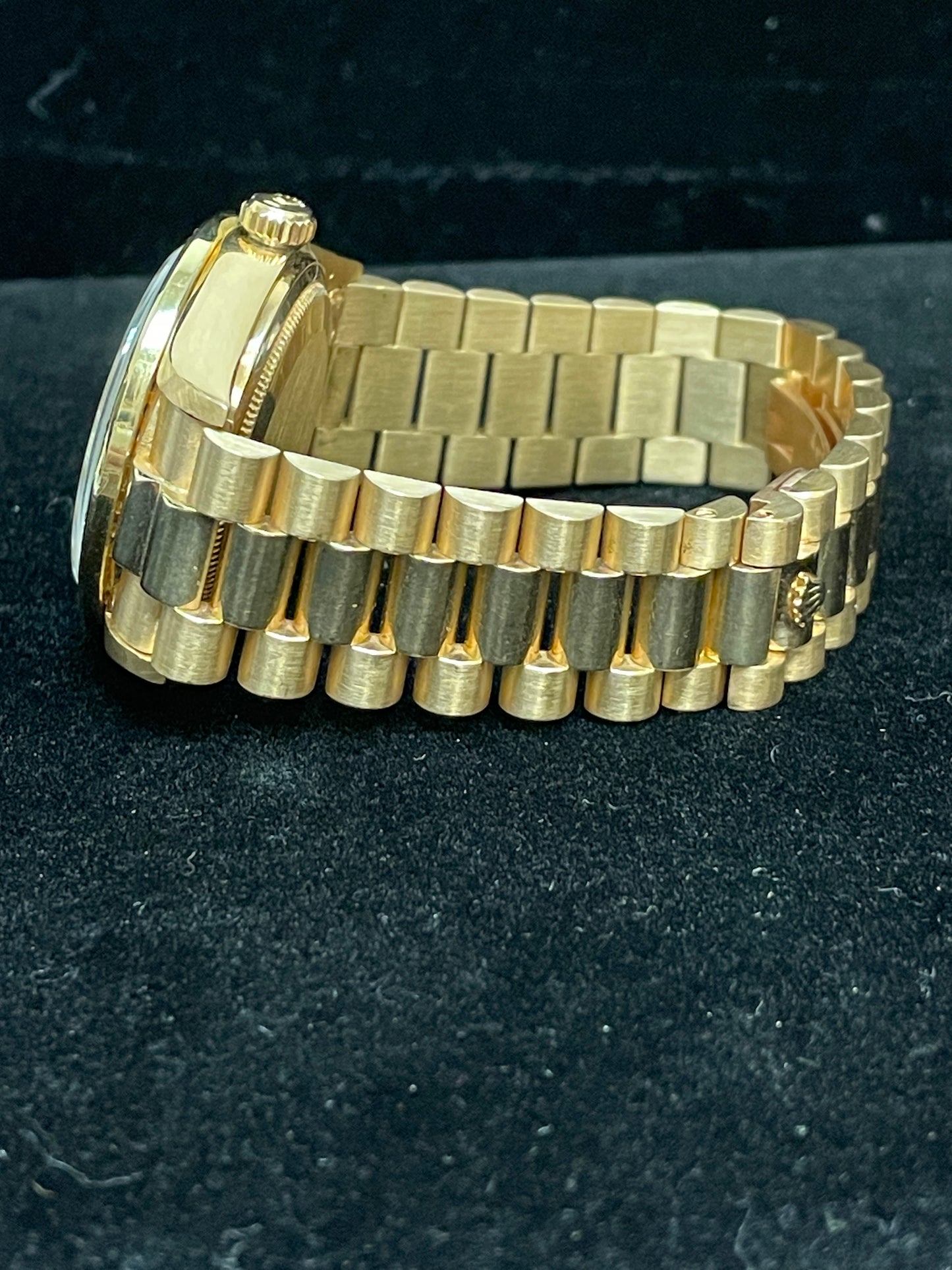 1979 Rolex Day-date 18038 French Champagne Diamond Bezel 18kt President 36mm