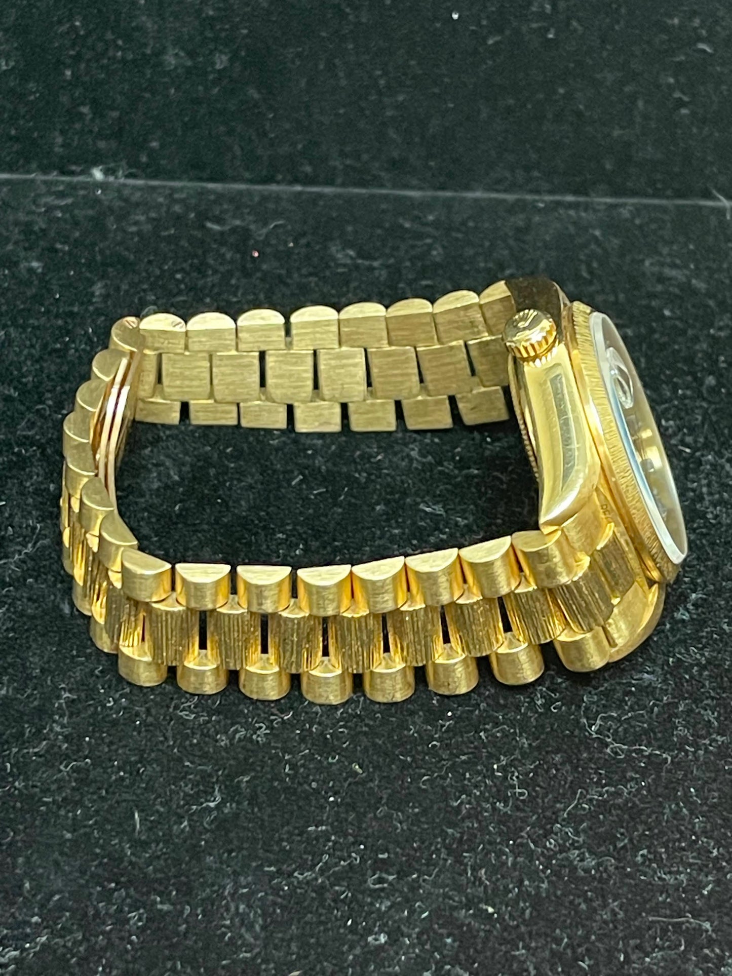 1979 Rolex Day-Date 18078 Champagne Diamond Dial Spanish Datewheel No Papers 36