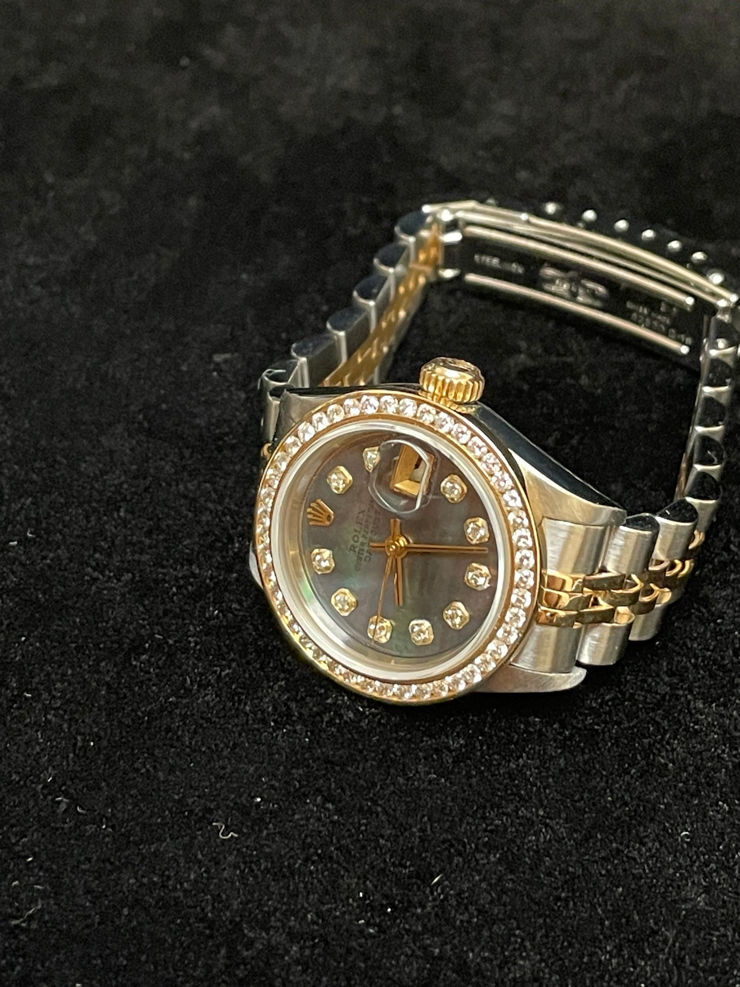 Rolex Ladies Datejust 69173 Tahitian MOP Diamond Dial + Bezel TT Jubilee 26mm