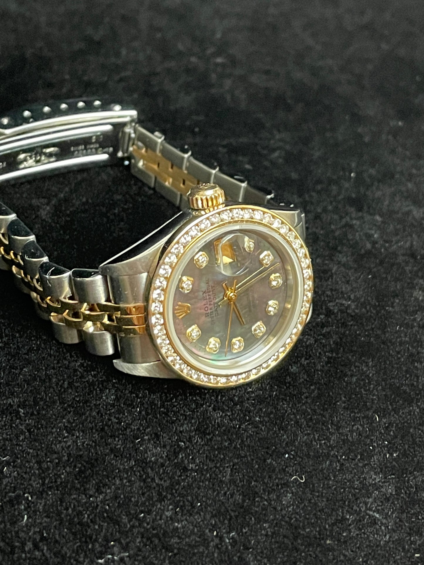 Rolex Ladies Datejust 69173 Tahitian MOP Diamond Dial + Bezel TT Jubilee 26mm