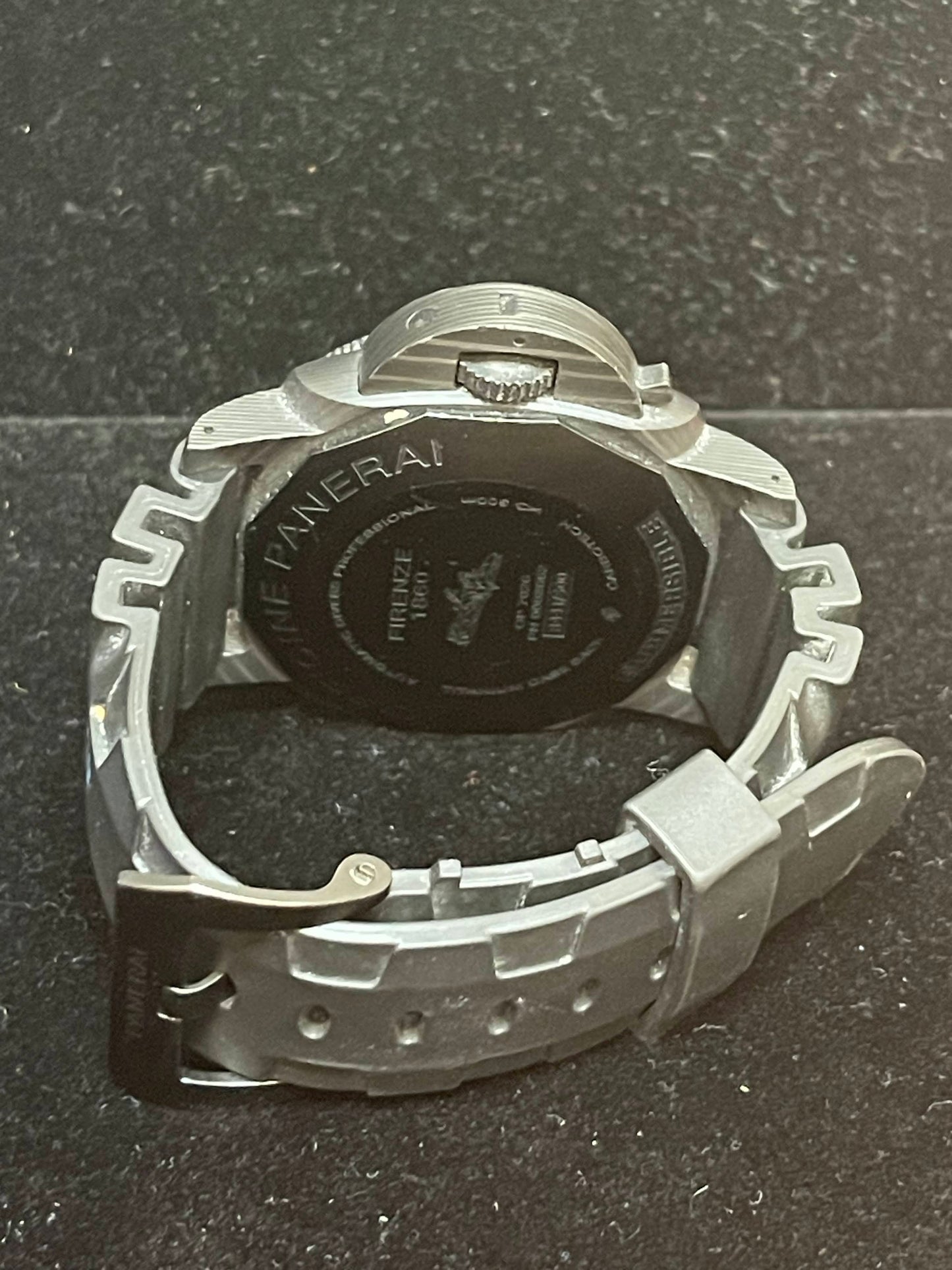 Panerai Luminor Submersible Pam00616 Black Dial Rubber Strap No Papers 47mm