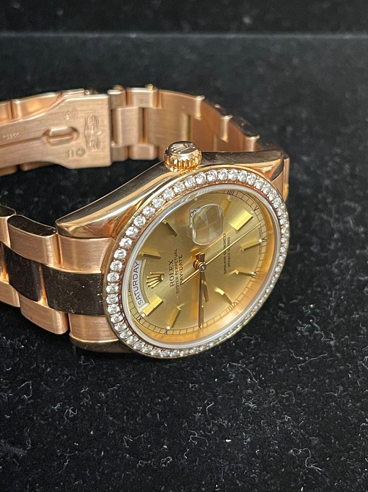 2002 Rolex Day-Date 118205 Everrose Dial 18kt Rose Gold W/Diamond Bezel 36mm