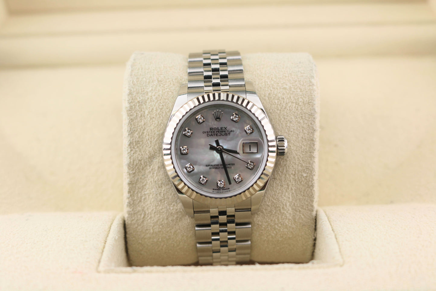 2022 Rolex Ladies Datejust 279174 White Mop Diamond Dial SS Jubilee 28mm