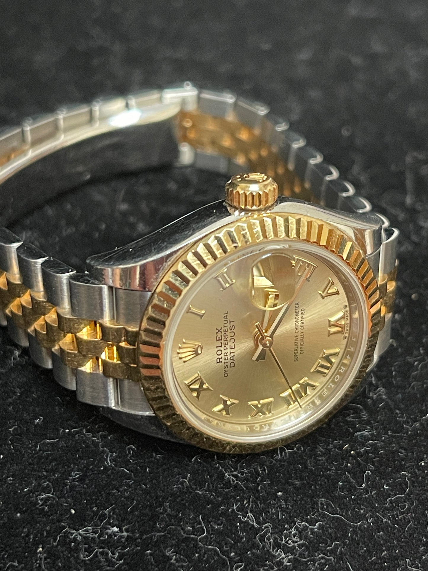 2022 Rolex Ladies Datejust 279173 Champagne Roman Dial TT Jubilee No Papers 28mm