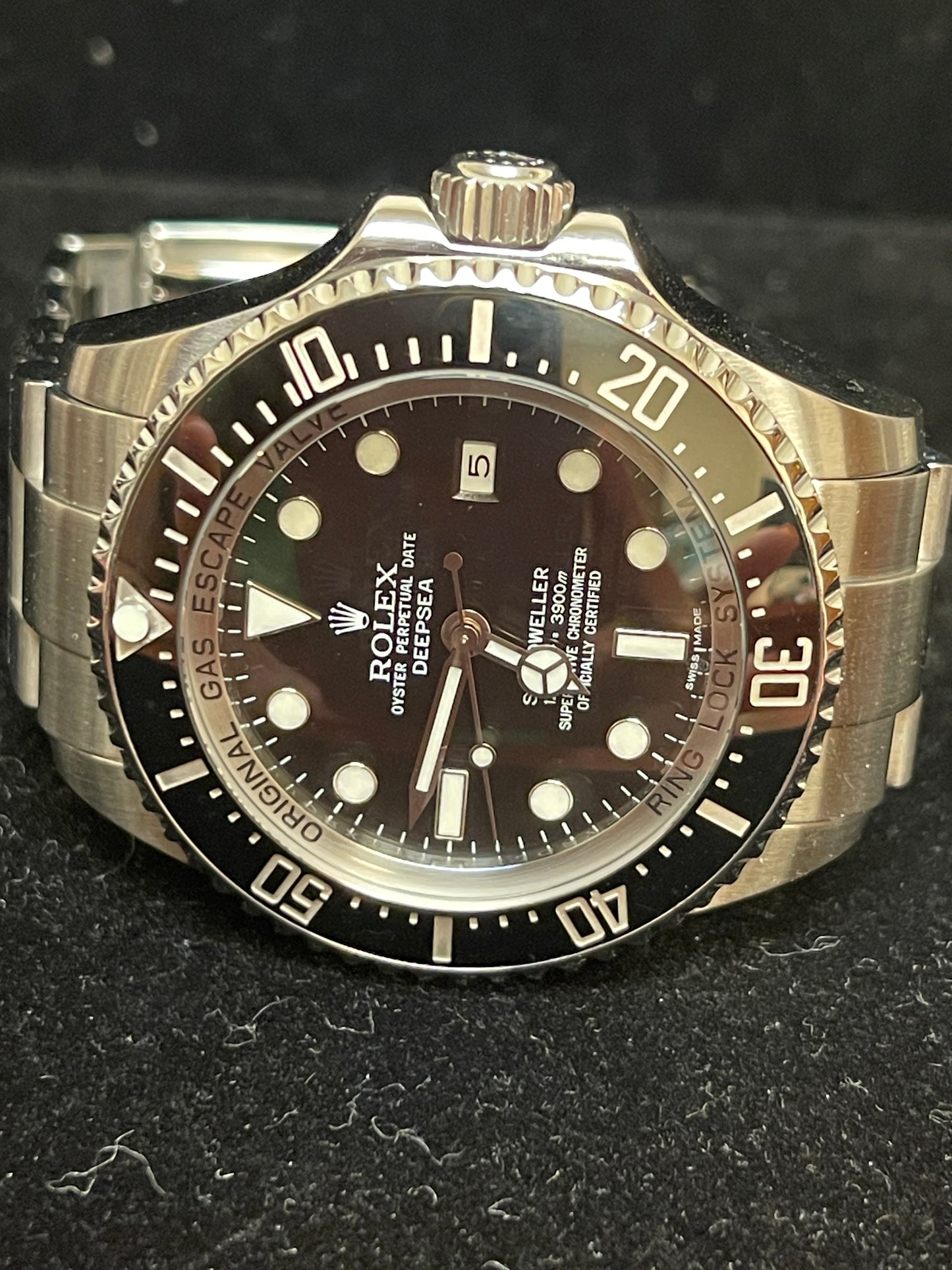 2010 Rolex Deepsea Sea-Dweller 116660 Black Dial SS Oyster With Papers 44mm