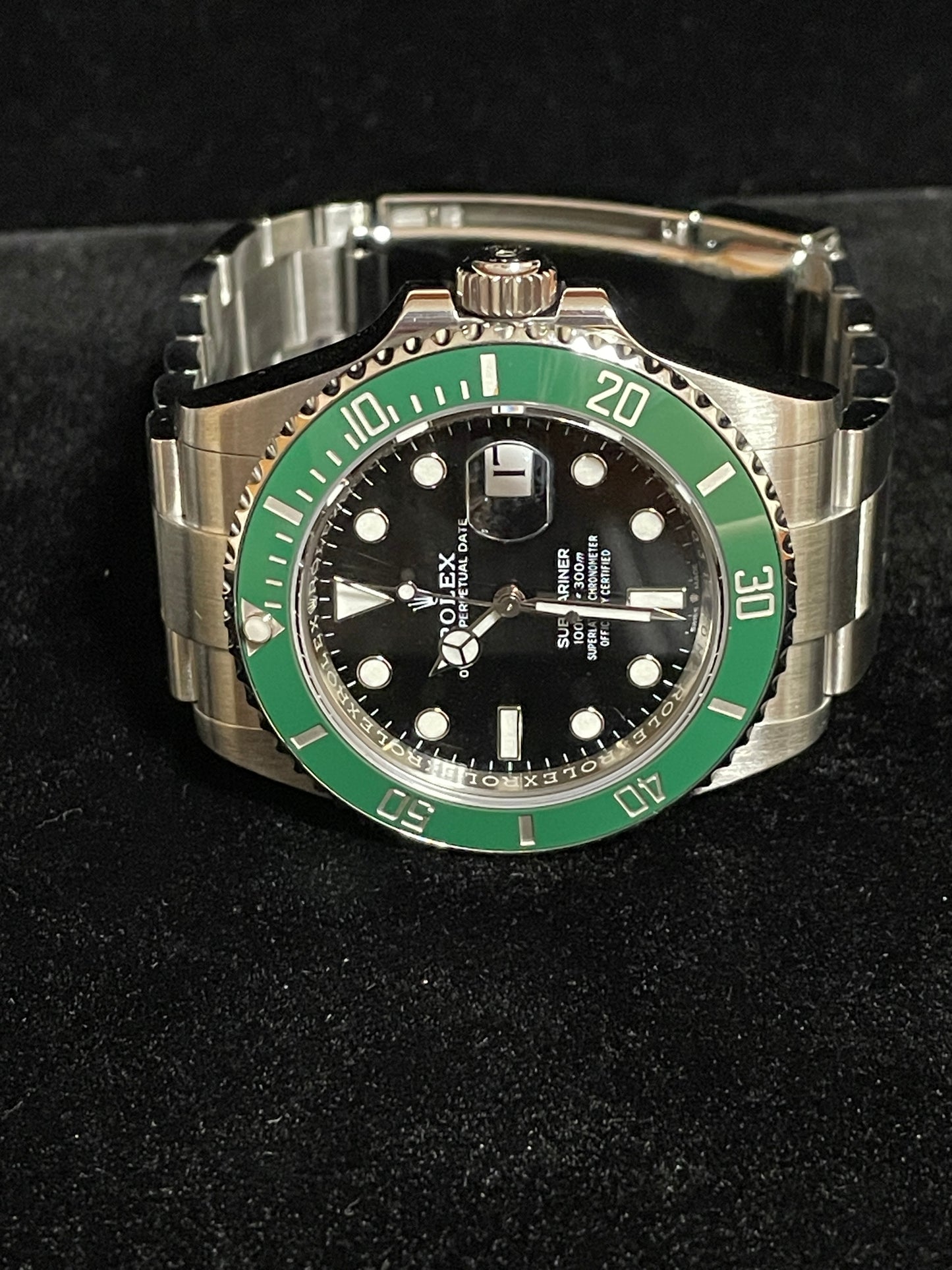 2022 Rolex Kermit Submariner 126610LV Black Dial SS Oyster With Papers 41mm