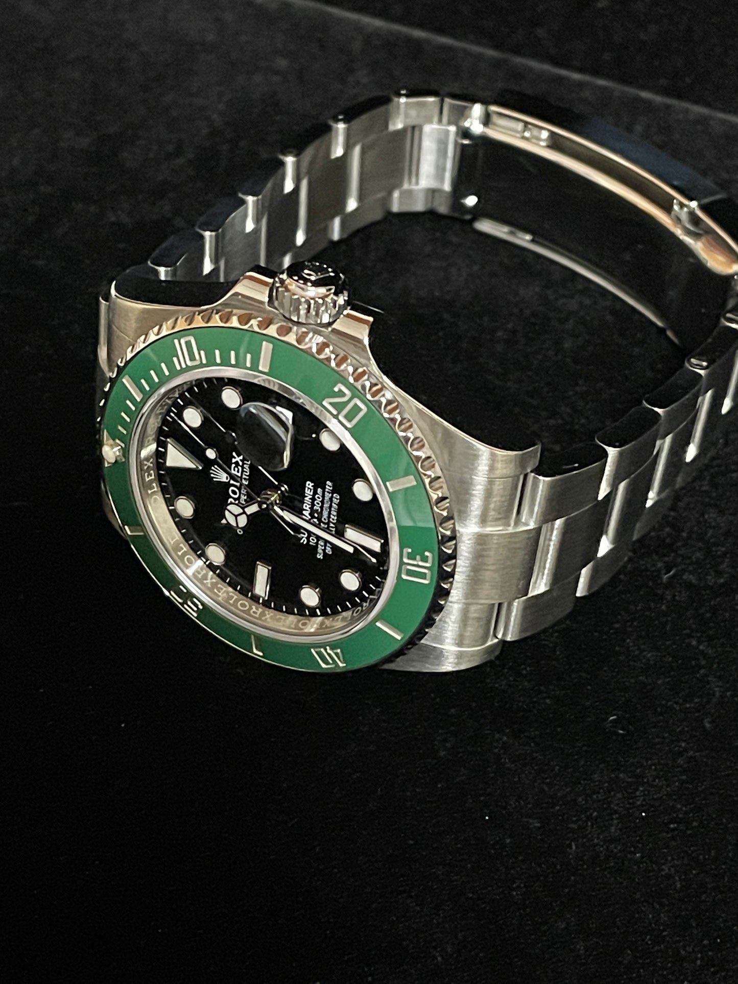 2022 Rolex Kermit Submariner 126610LV Black Dial SS Oyster With Papers 41mm