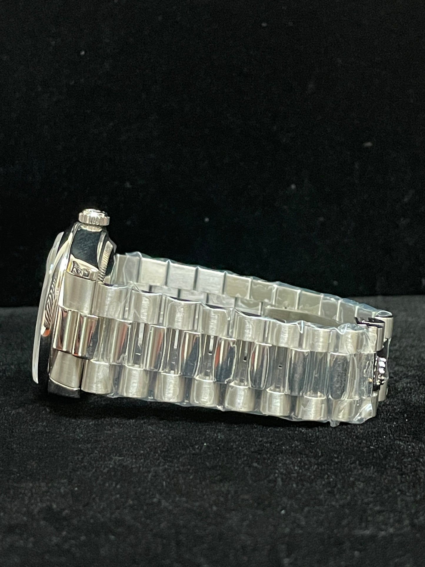 2000 Rolex Platinum Day-Date 118206 Silver Diamond Dial President No Papers 36mm