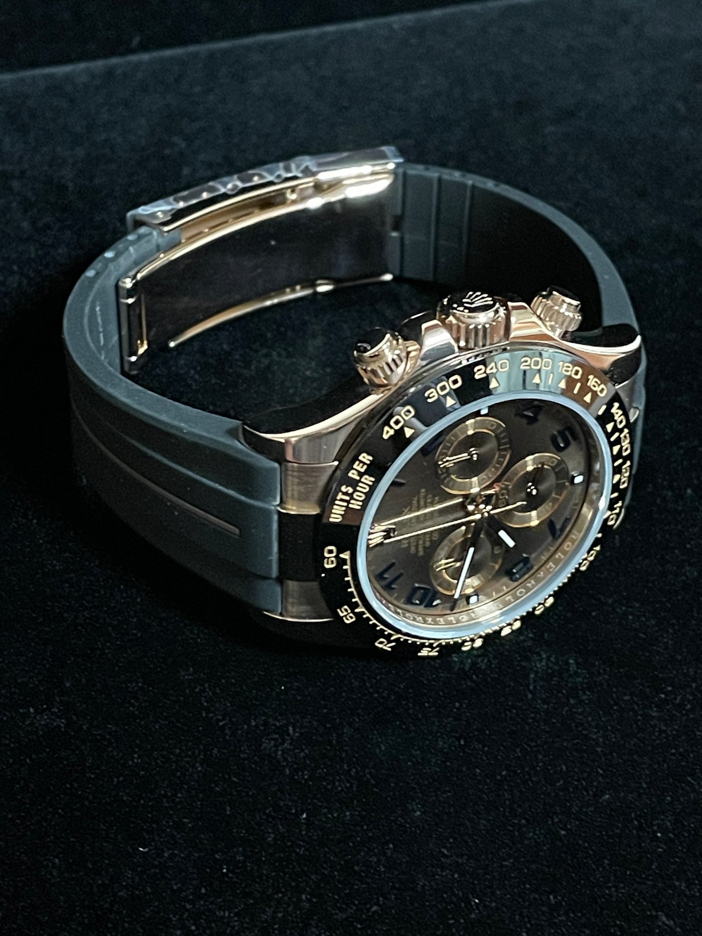 2016 Rolex Daytona 116515 Chocolate Arabic Dial 18kt RG Black RubberB Strap 40mm