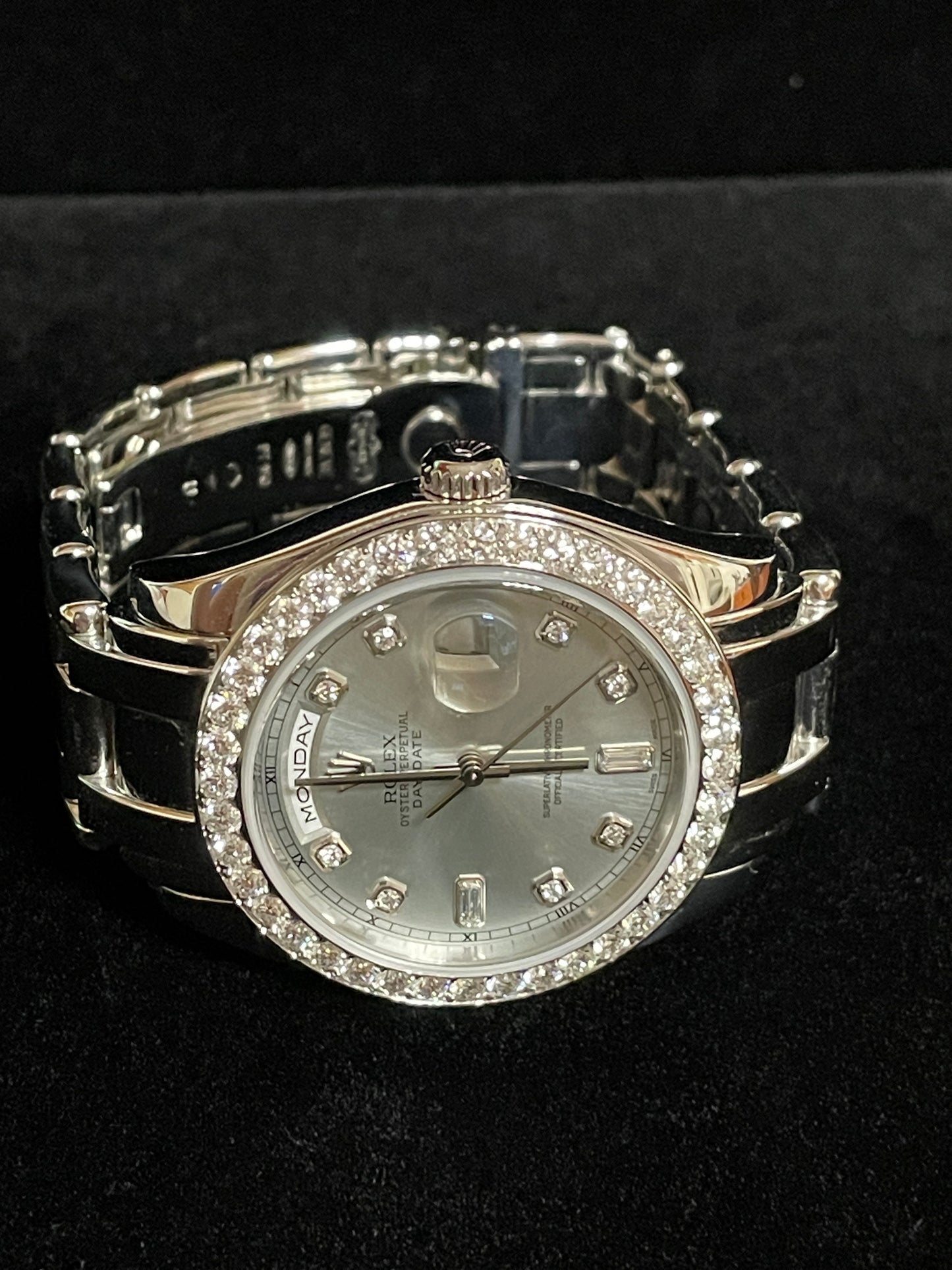 Rolex Day-Date 18946 Ice Blue Diamond Dial and Bezel Platinum Pearlmaster 39mm