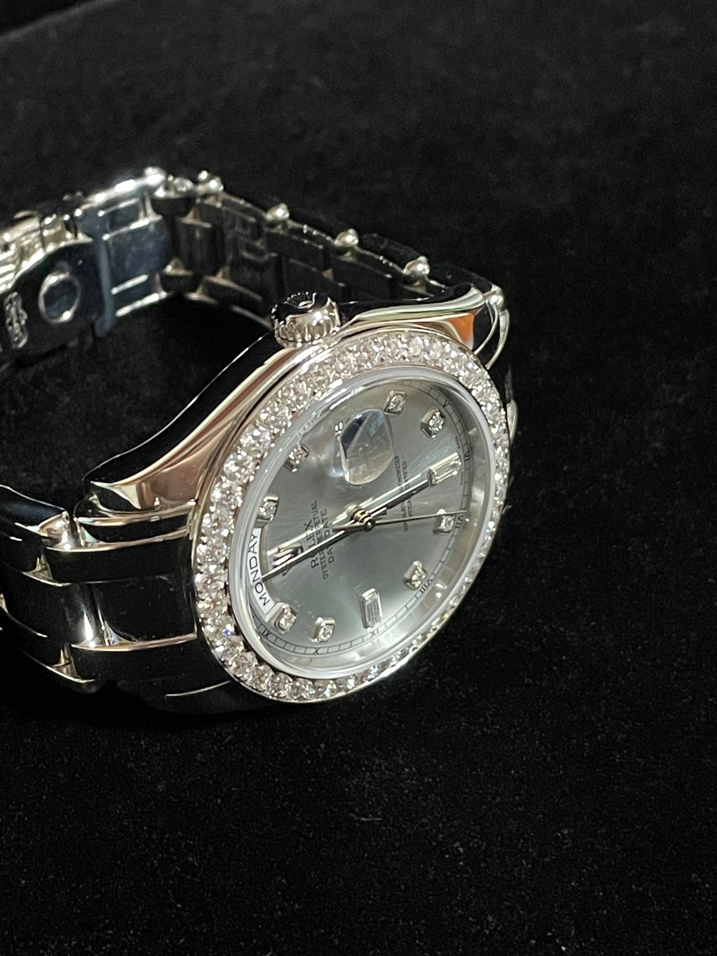 Rolex Day-Date 18946 Ice Blue Diamond Dial and Bezel Platinum Pearlmaster 39mm