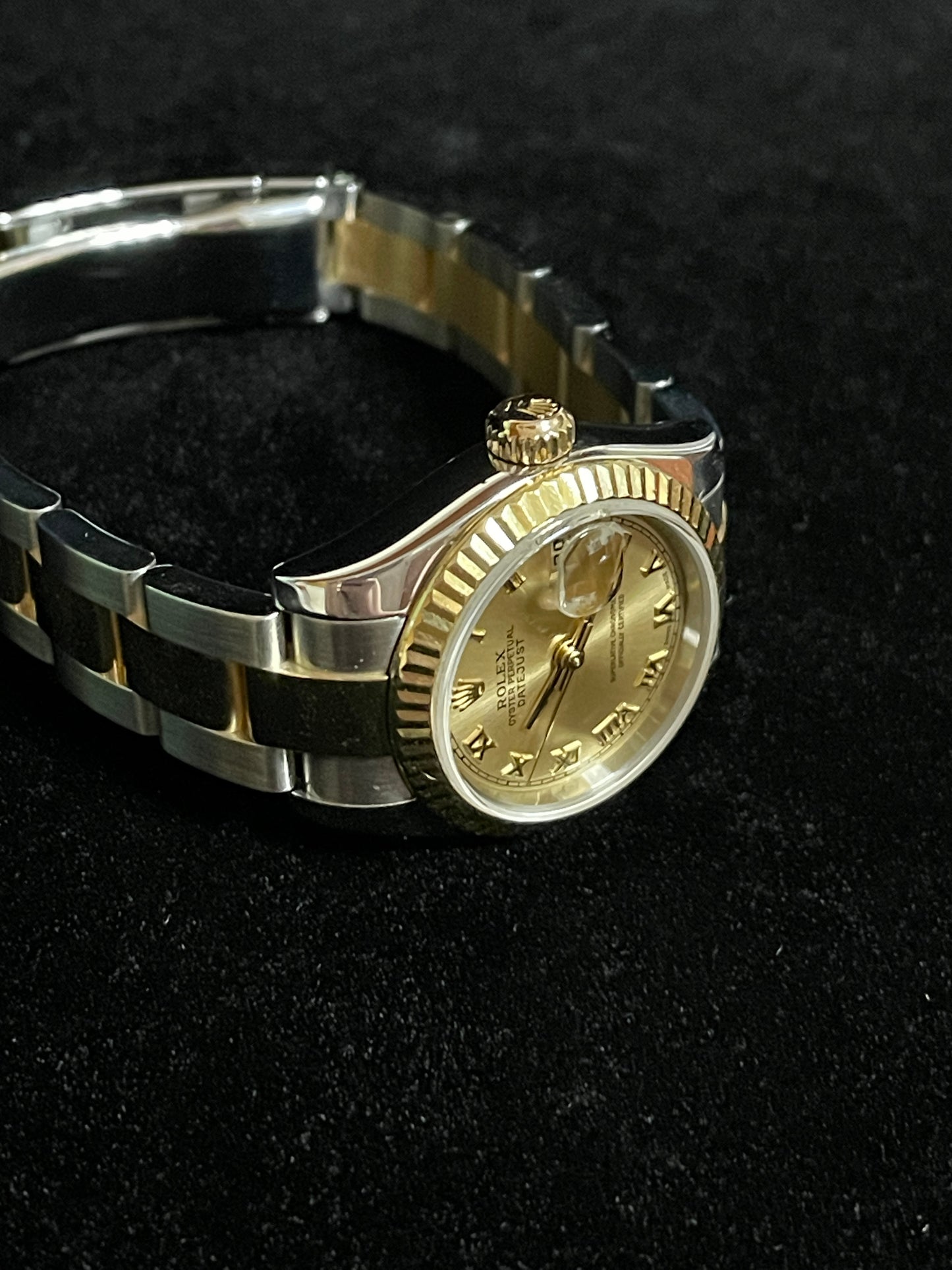2010 Rolex Ladies Datejust 179173 Champagne Roman Dial TT Oyster W/ Papers 26mm