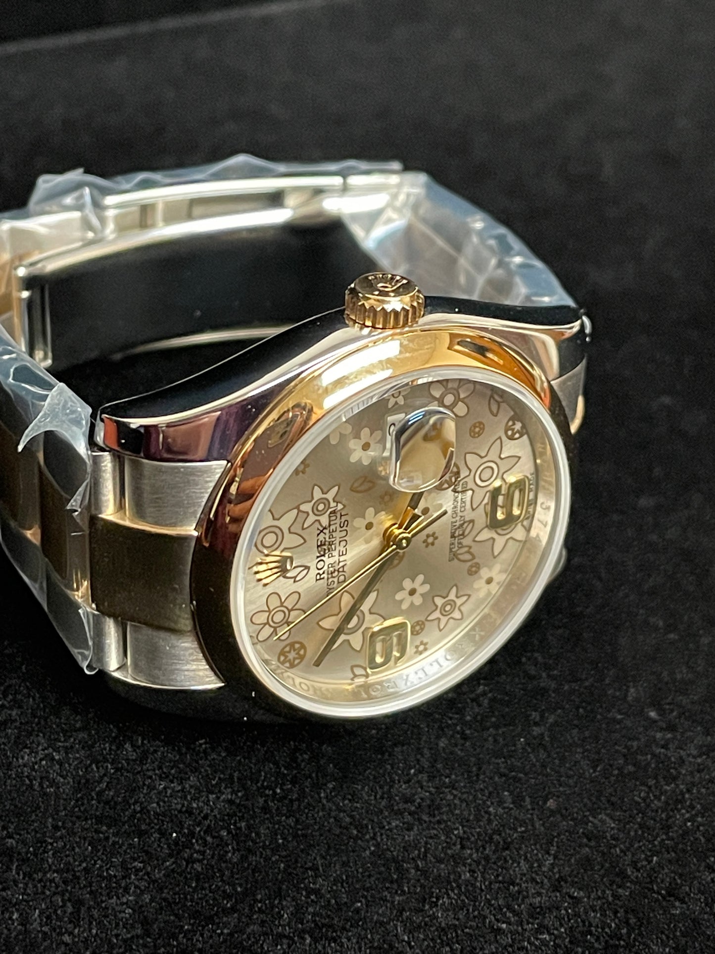 2017 Rolex Datejust 116203 Silver Floral Motif Dial TT 18kt Oyster No Paper 36mm