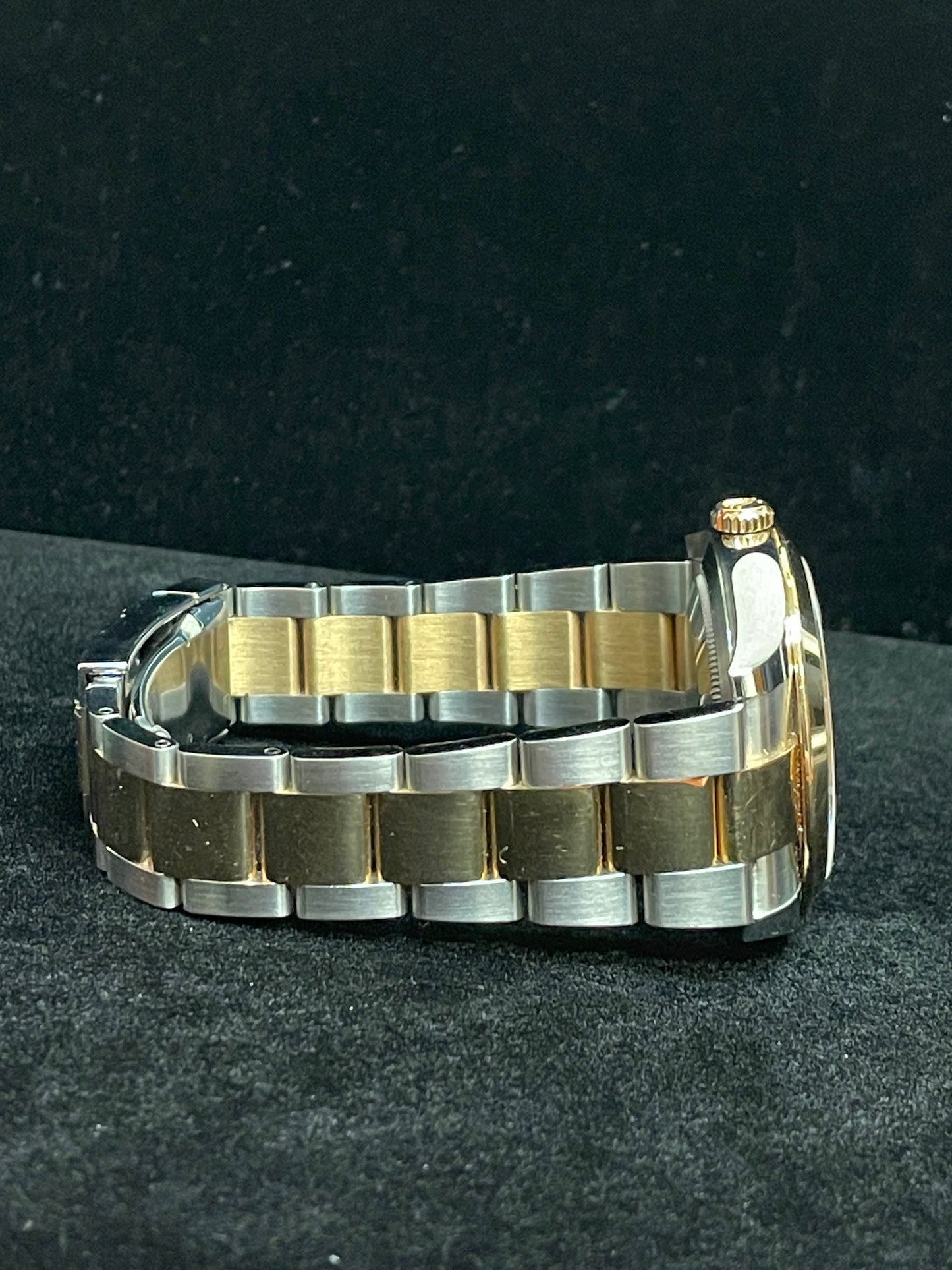 2024 Rolex Datejust 126303 Champagne Motif Dial TT 18kt Oyster With Papers 41mm
