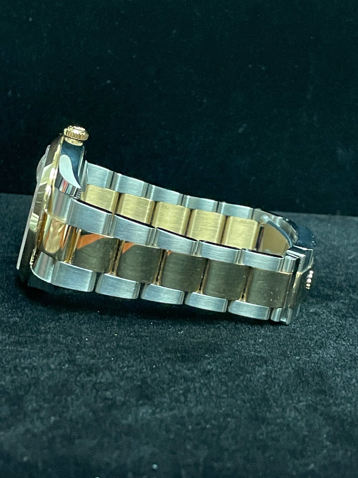 2024 Rolex Datejust 126303 Champagne Motif Dial TT 18kt Oyster With Papers 41mm