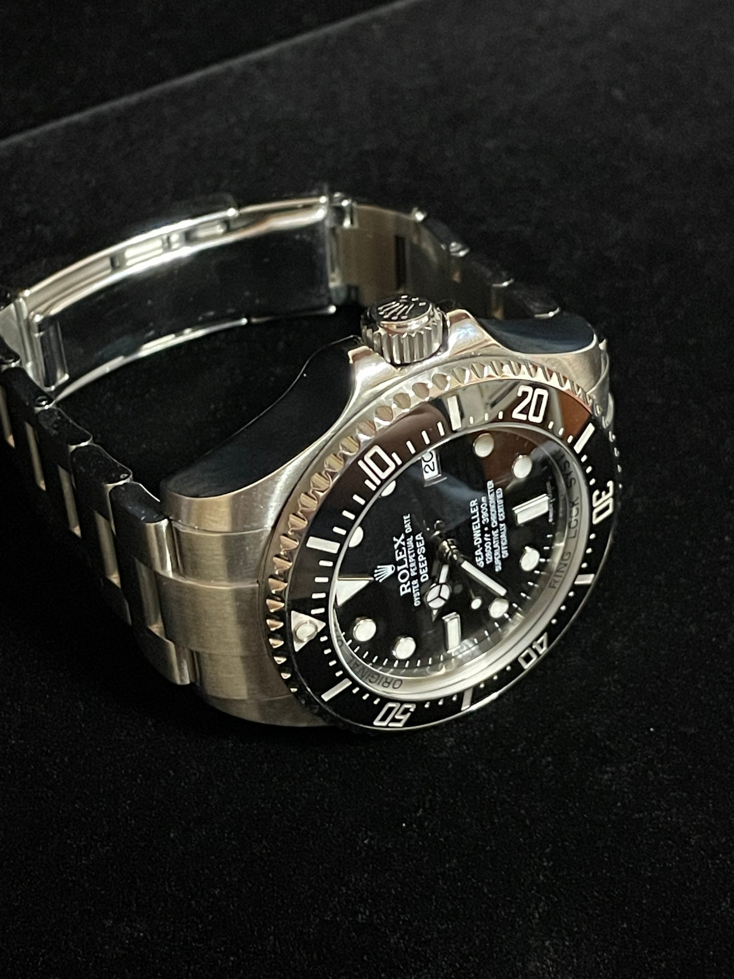 2010 Rolex Deepsea Sea-Dweller 116660 Black Dial SS Oyster With Papers 44mm