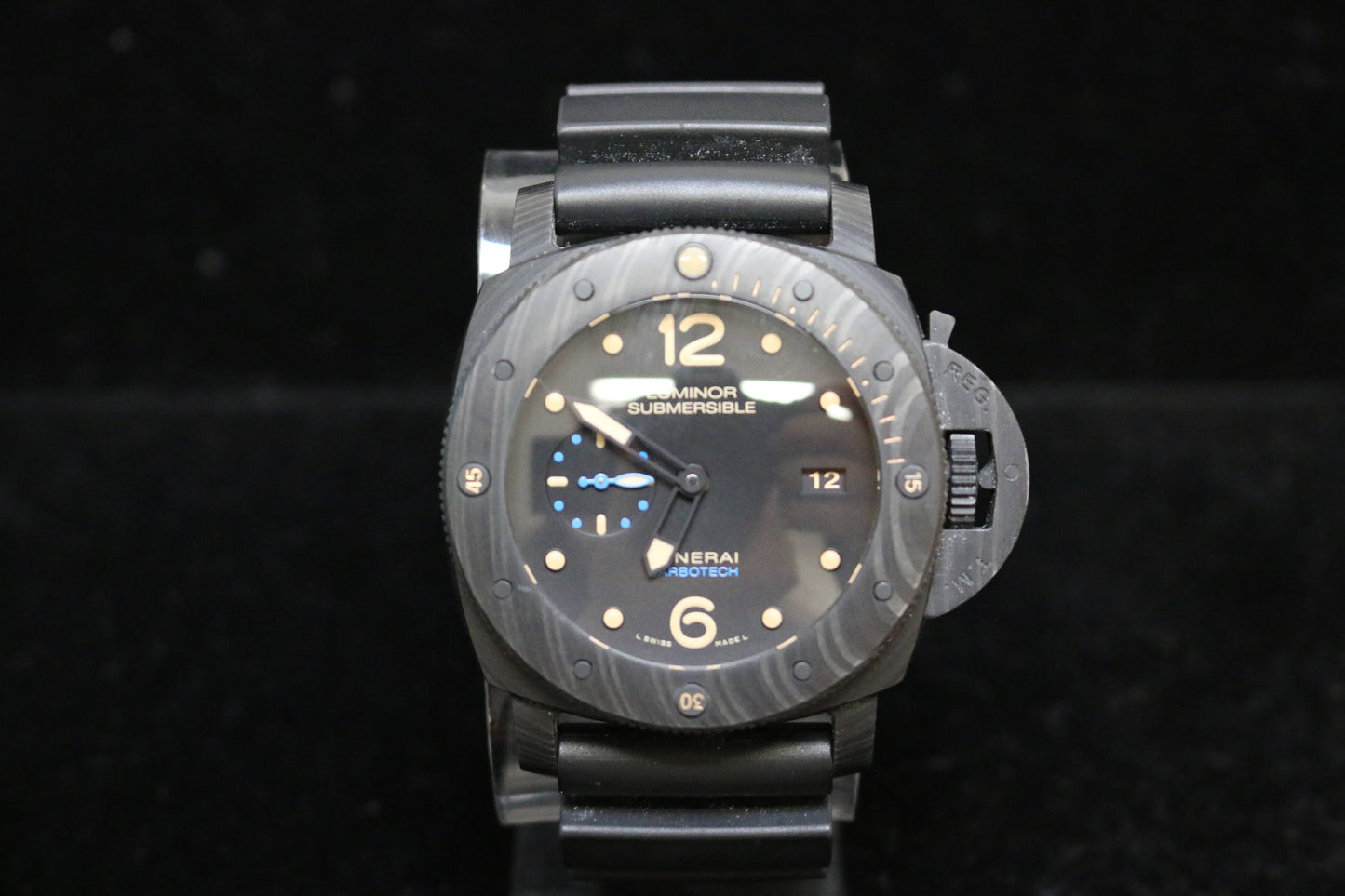 Panerai Luminor Submersible Pam00616 Black Dial Rubber Strap No Papers 47mm