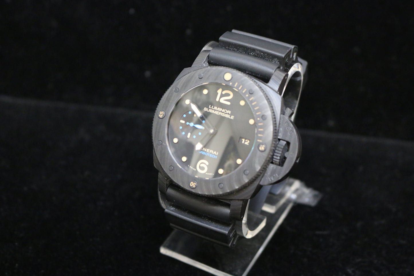 Panerai Luminor Submersible Pam00616 Black Dial Rubber Strap No Papers 47mm