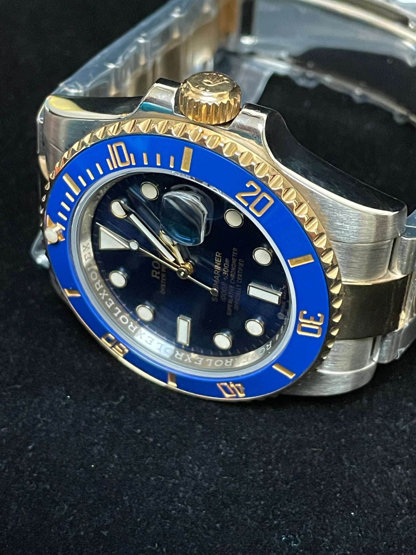 2018 Rolex Mens Submariner 116613 Blue Dial TT Oyster With Papers 40mm
