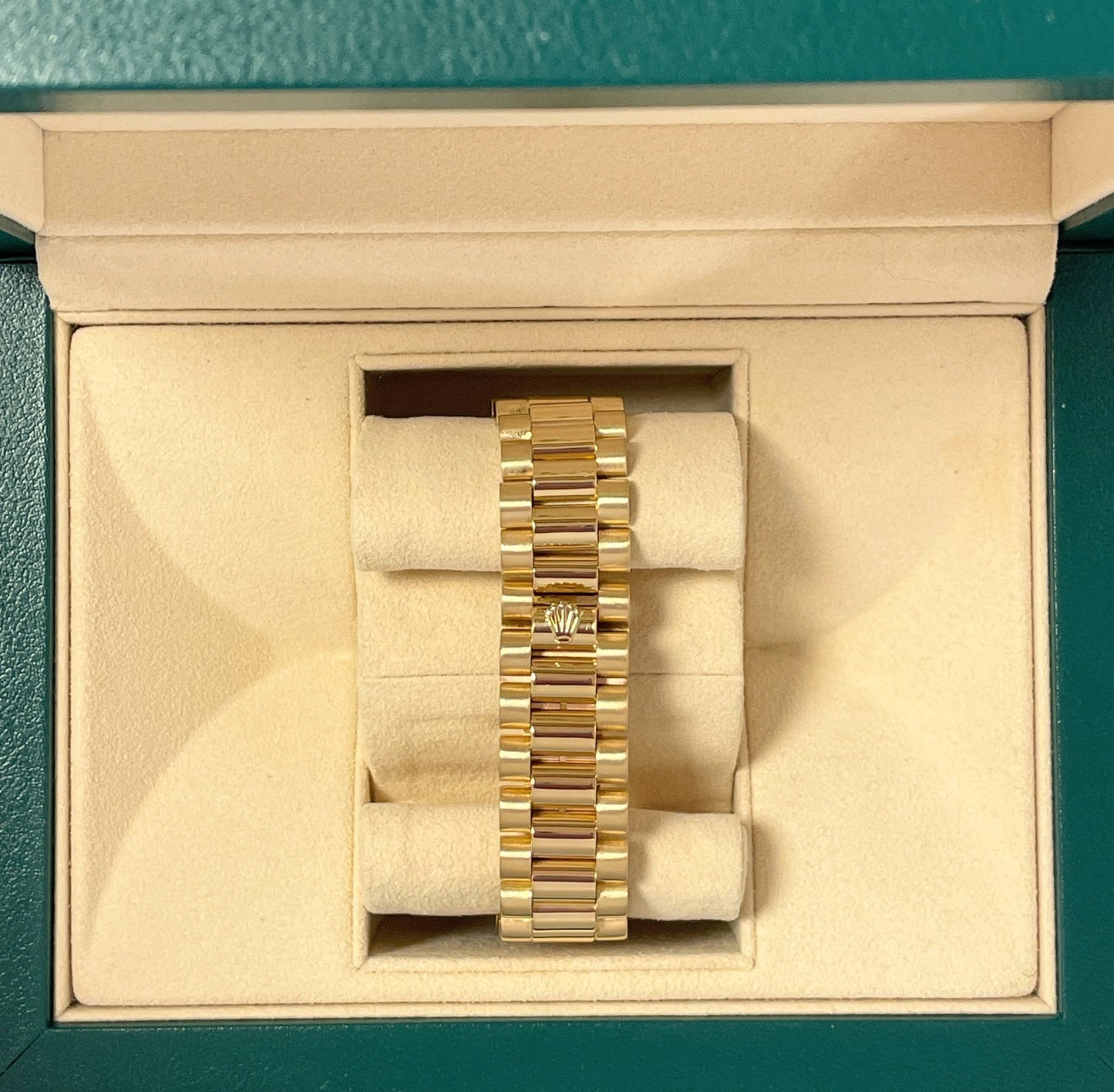 1989 Rolex Day-Date 18238 Champagne Dial 18kt President With Papers 36mm