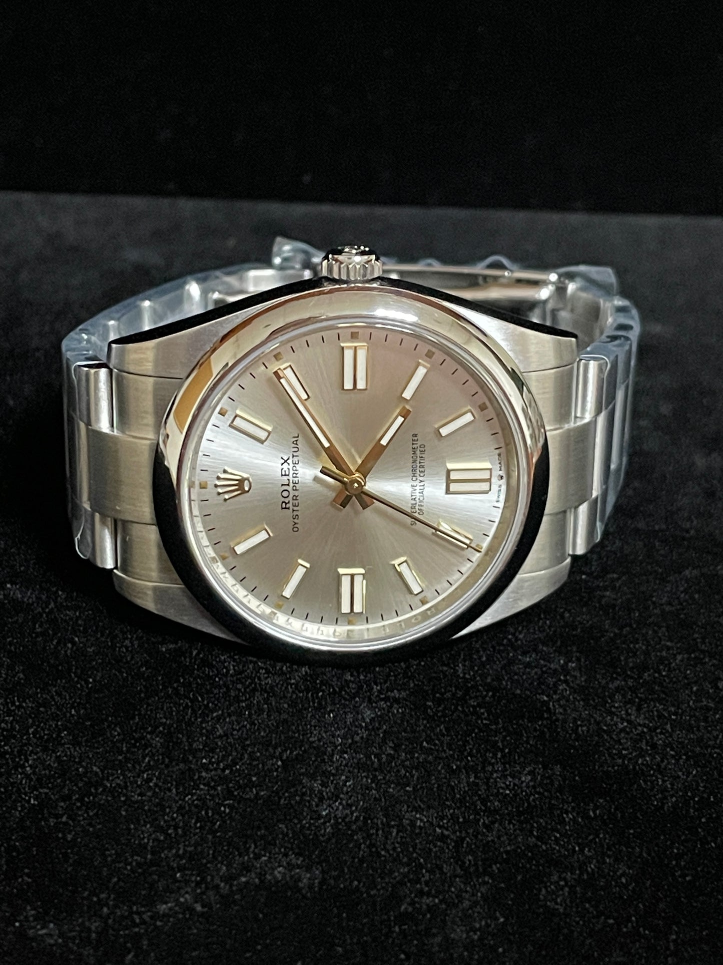 2023 Rolex Oyster Perpetual 124300 Silver Dial SS Oyster With Papers 41mm