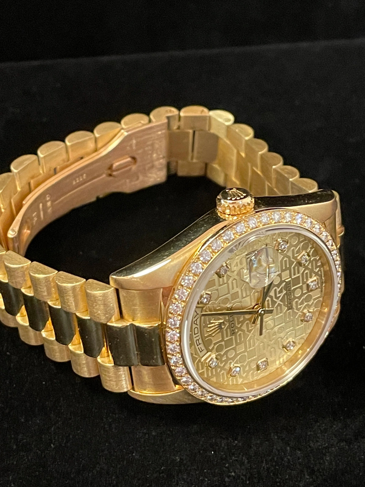 Rolex Day-Date 18348 Khanjar Diamond Dial and Bezel 18kt President RSC Card 2026