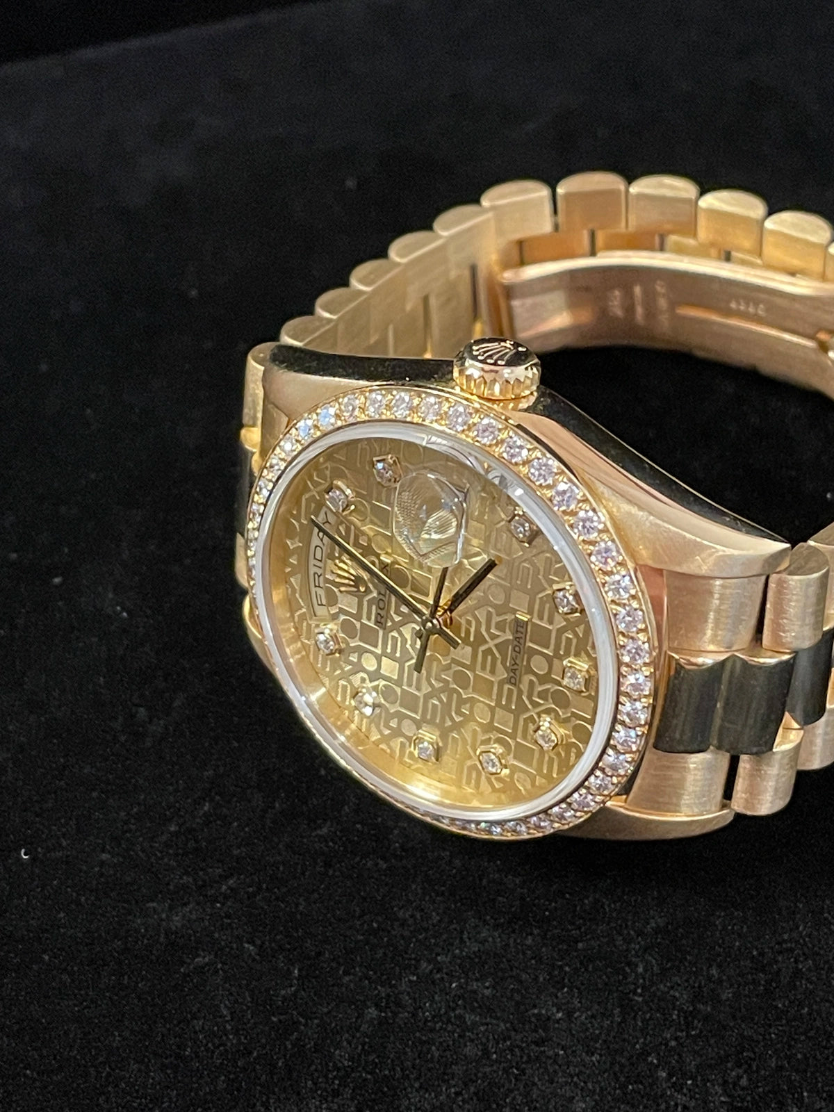 Rolex Day-Date 18348 Khanjar Diamond Dial and Bezel 18kt President RSC Card 2026
