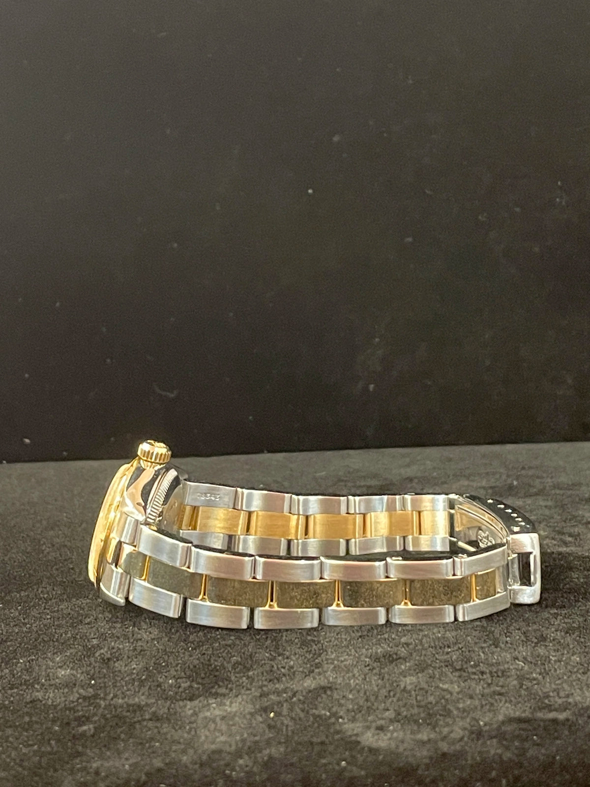 1990 Rolex Ladies Oyster Perpetual 67234 Champagne Dial TT Oyster No Papers 26mm