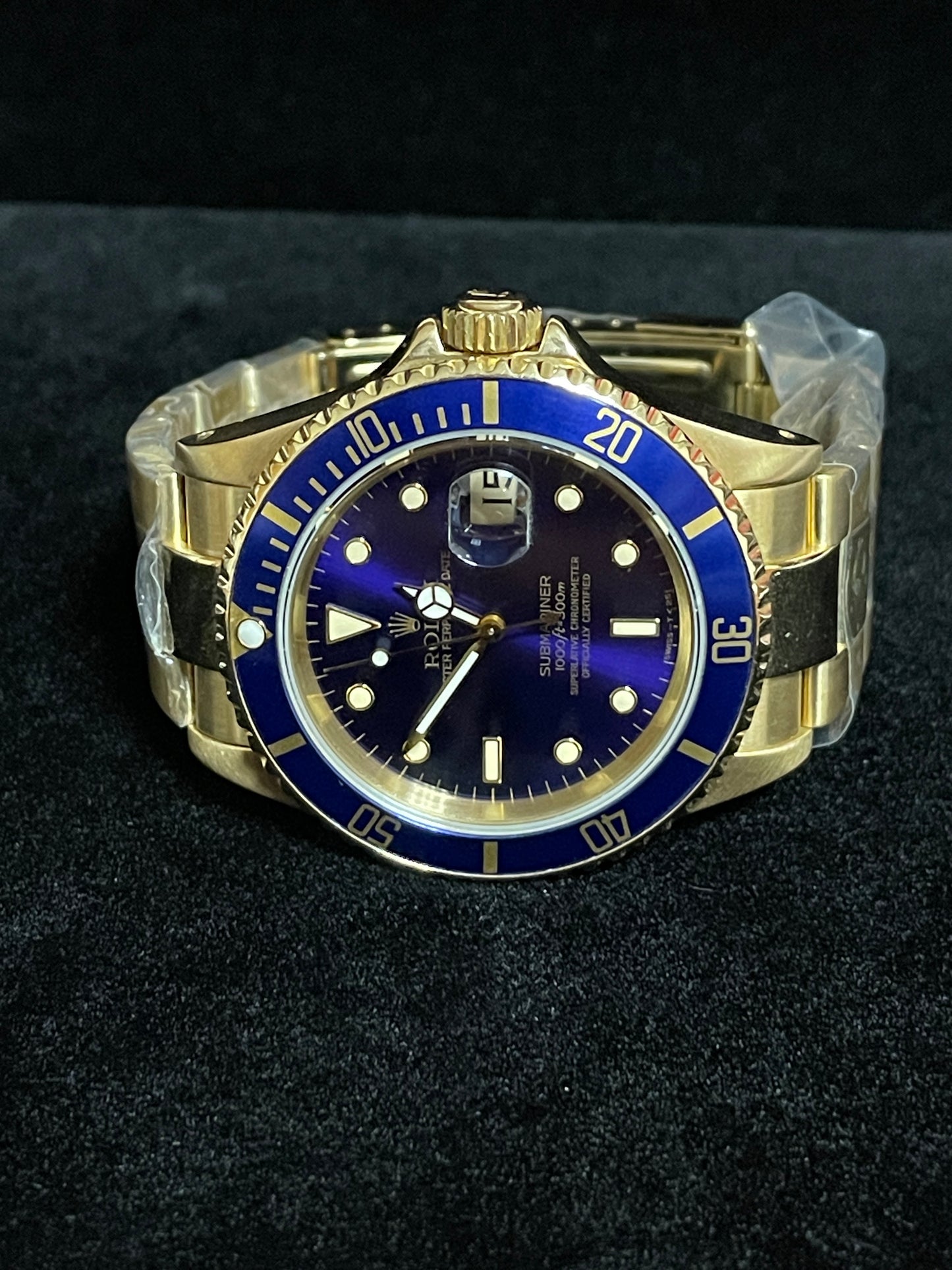 1990 Rolex Submariner Date Bluesy 16618 Blue Dial 18kt YG Oyster No Papers 40mm
