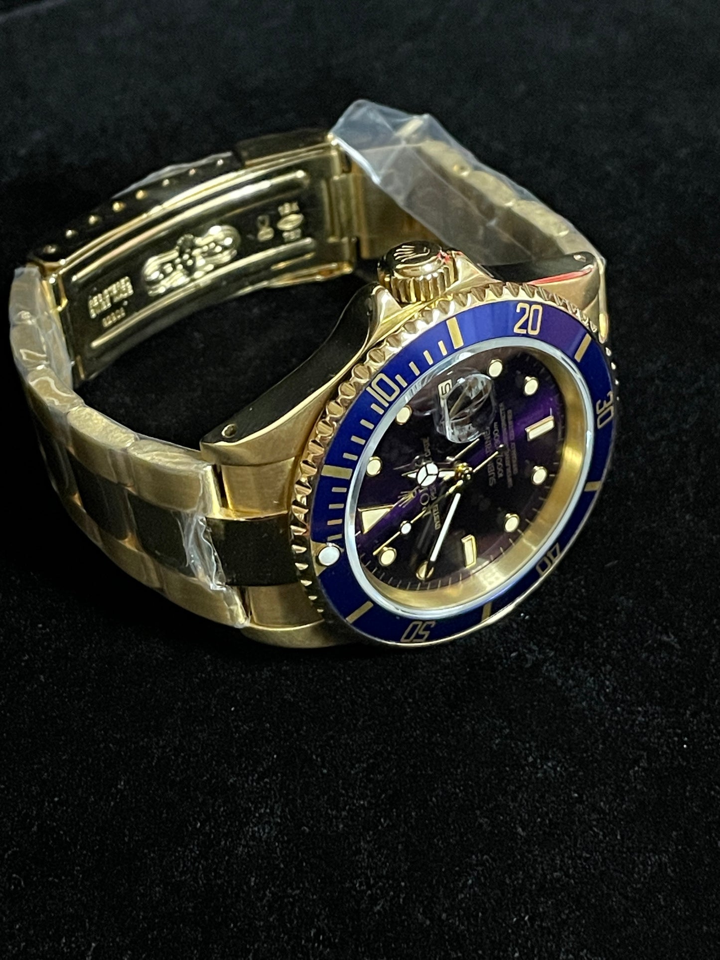 1990 Rolex Submariner Date Bluesy 16618 Blue Dial 18kt YG Oyster No Papers 40mm