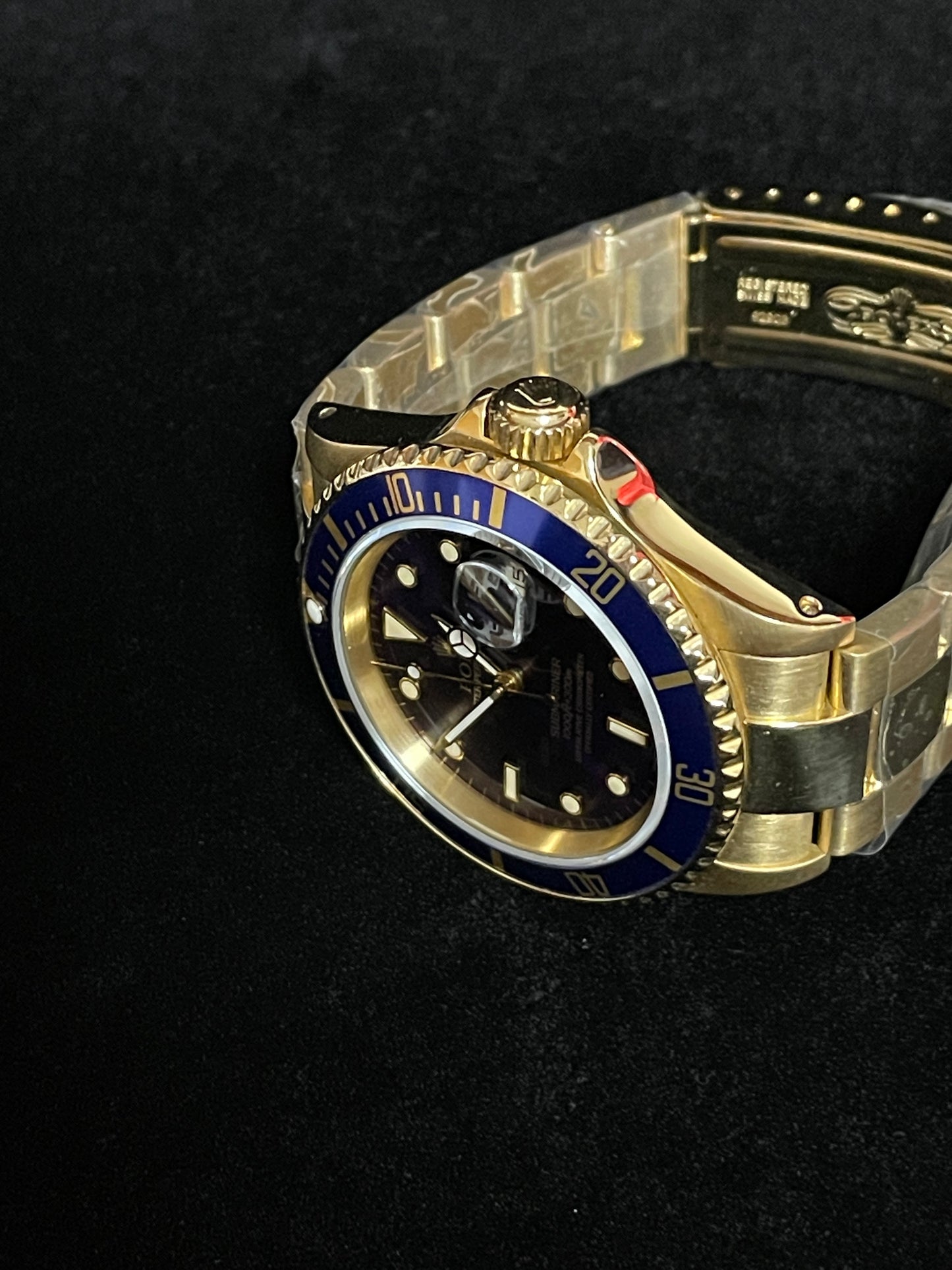 1990 Rolex Submariner Date Bluesy 16618 Blue Dial 18kt YG Oyster No Papers 40mm
