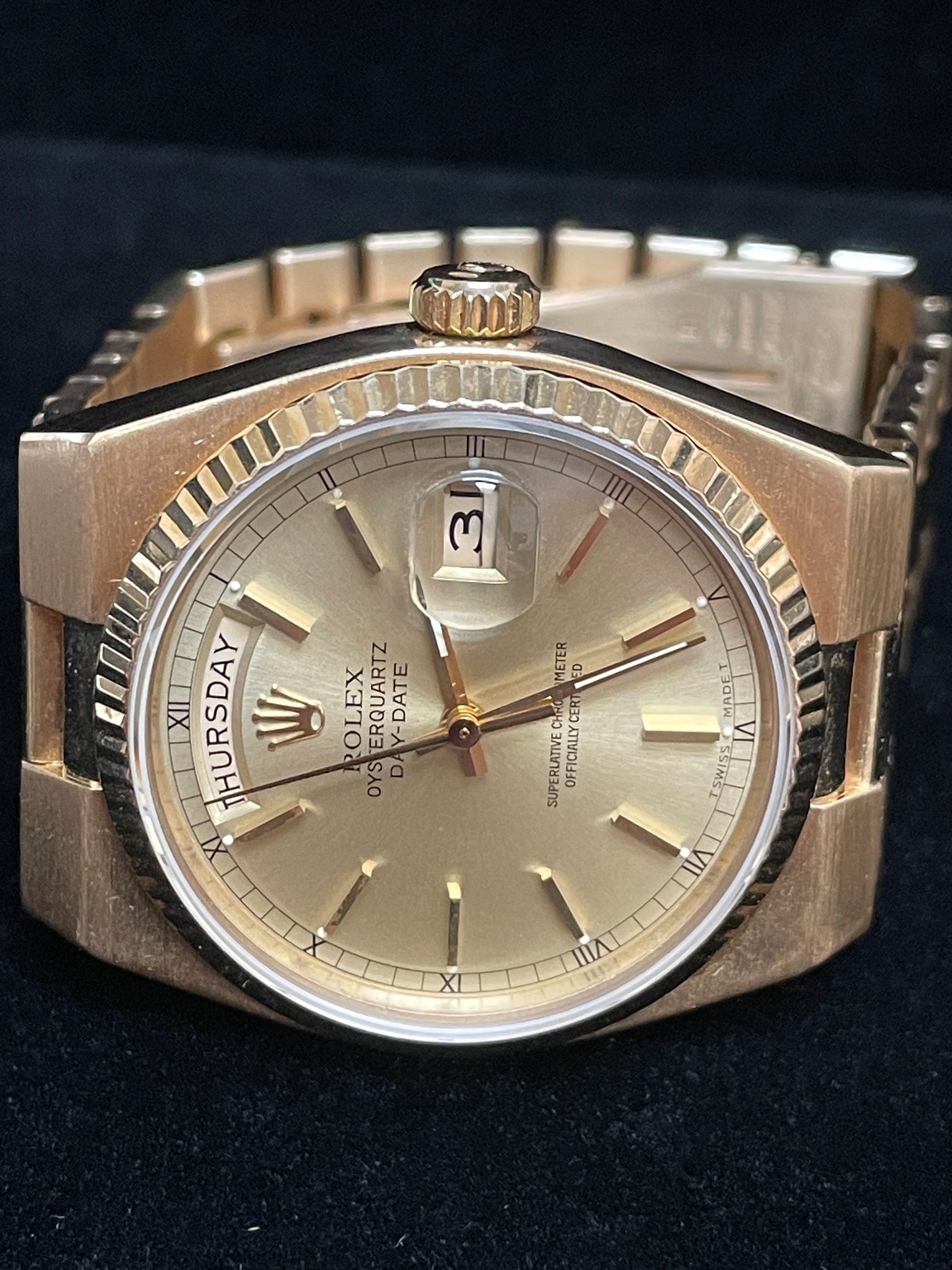 1979 Rolex Day-Date Oysterquartz 19018 Champagne Dial 18kt President 36mm