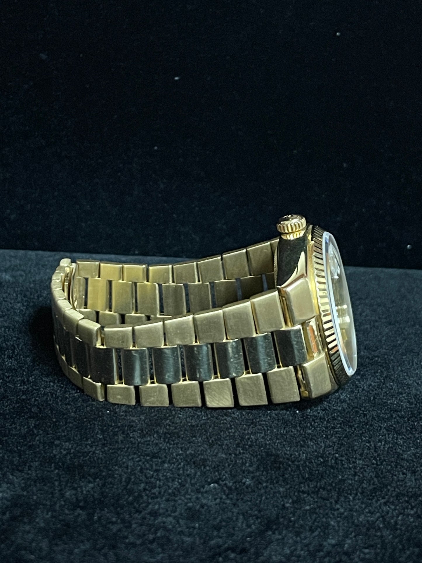 1979 Rolex Day-Date OysterQuartz 19018 Champagne Dial 18kt President 36mm