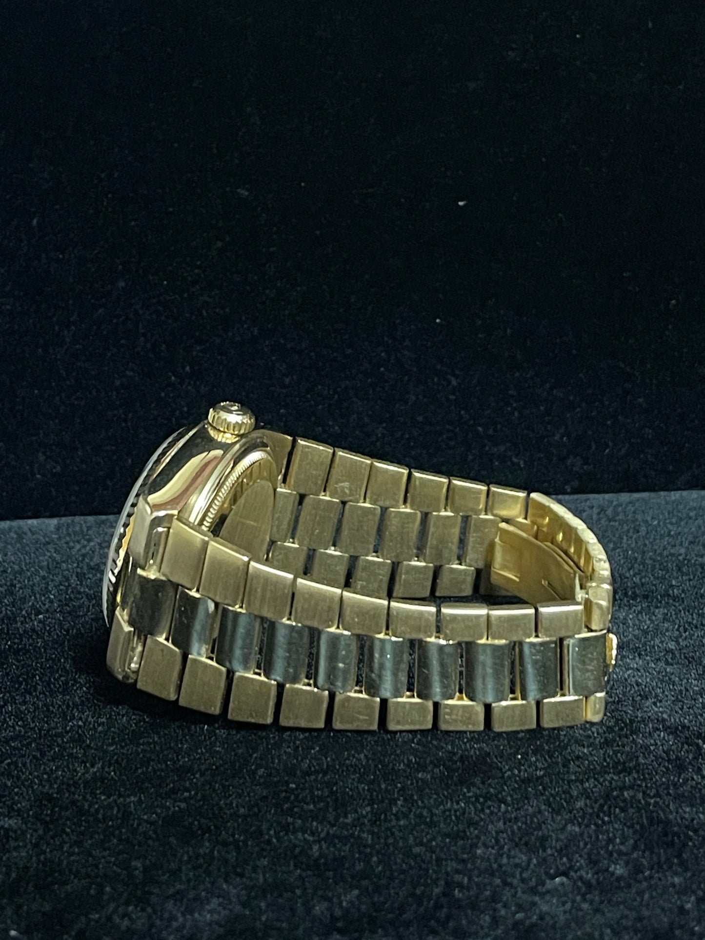 1979 Rolex Day-Date OysterQuartz 19018 Champagne Dial 18kt President 36mm