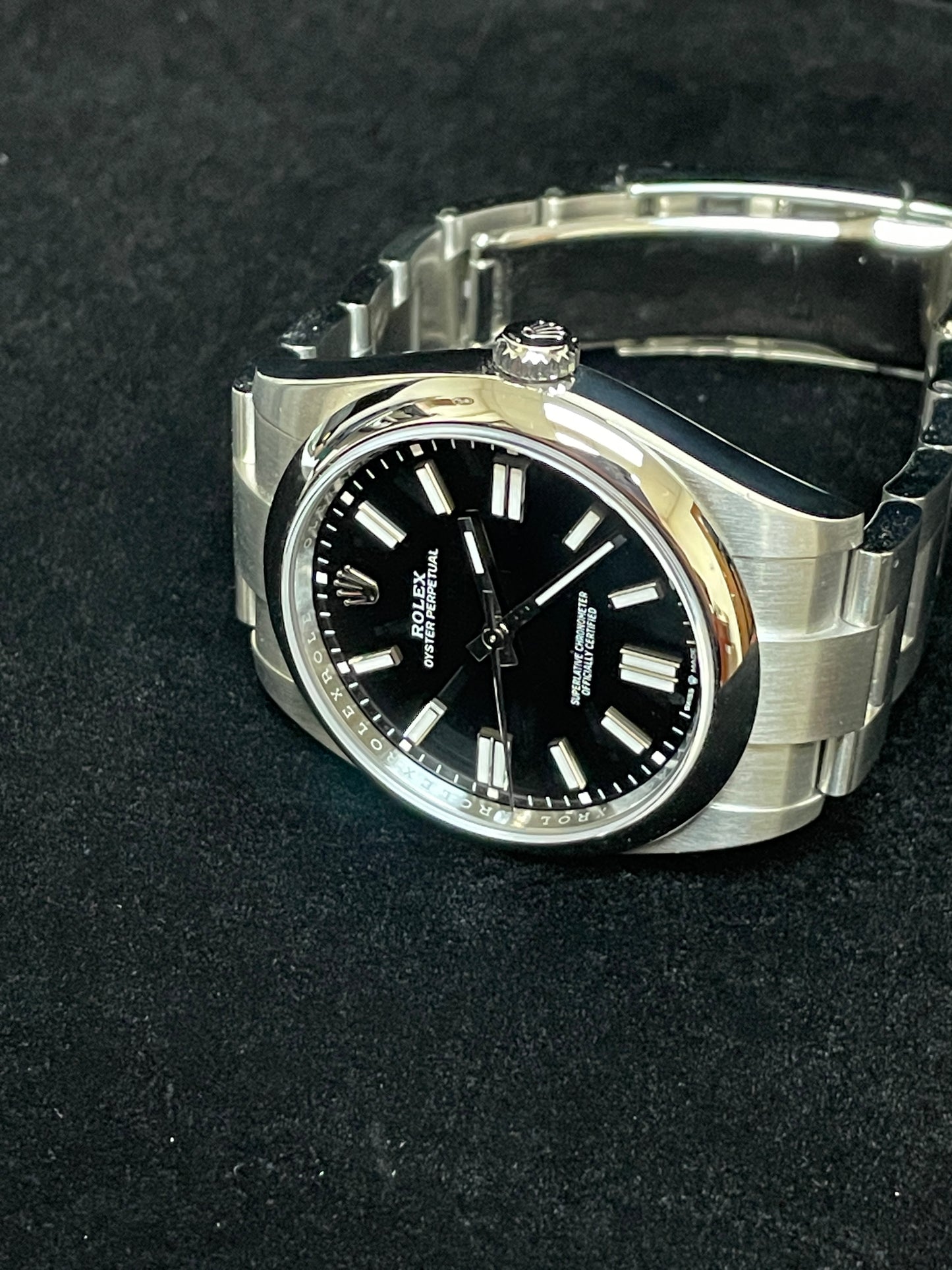 2025 Rolex Oyster Perpetual 124300 Black Dial SS Oyster With Papers 41mm