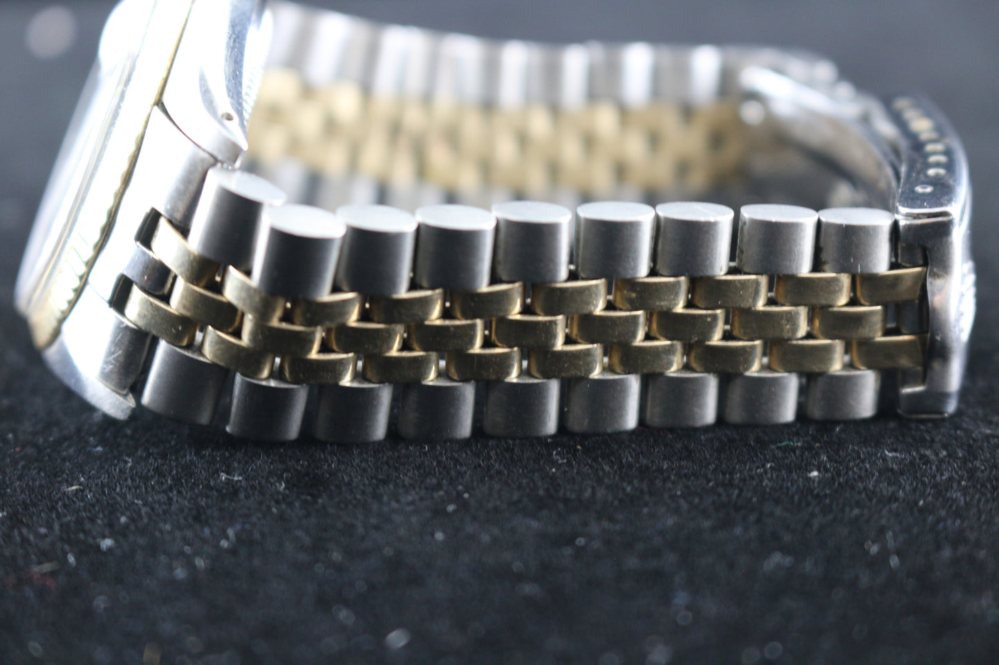 1981 Rolex Datejust 16013 Champagne Dial Two Tone Jubilee No Papers 36mm