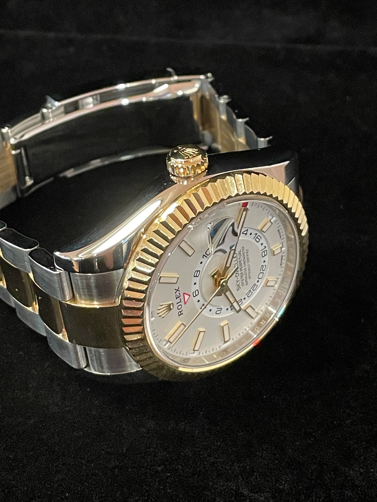2020 Rolex Sky-Dweller 326933 White Dial TT 18kt Oyster With Papers 42mm