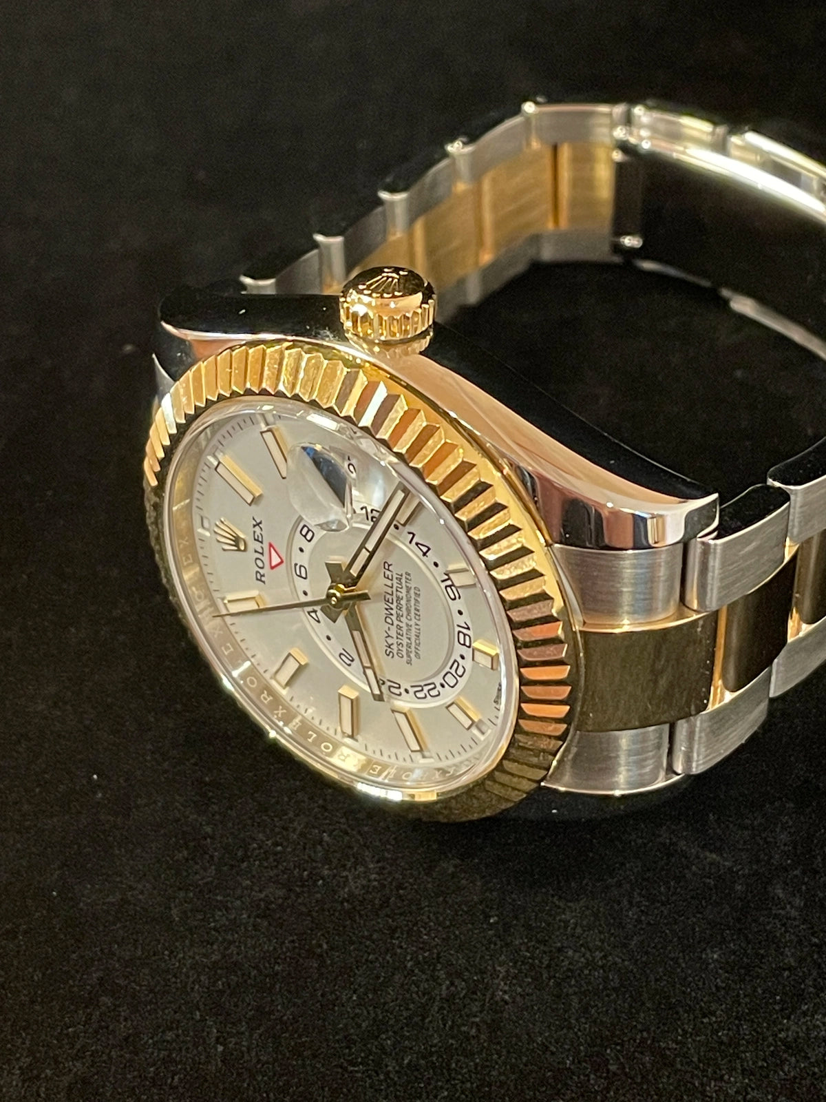 2020 Rolex Sky-Dweller 326933 White Dial TT 18kt Oyster With Papers 42mm